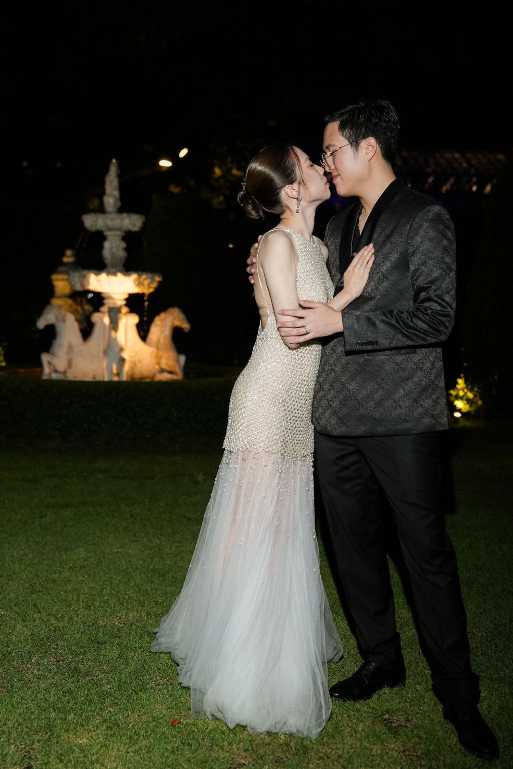 Under the Tree: Loreta and Thasit’s Enchanting Bangkok Wedding at Nai Lert Park photo