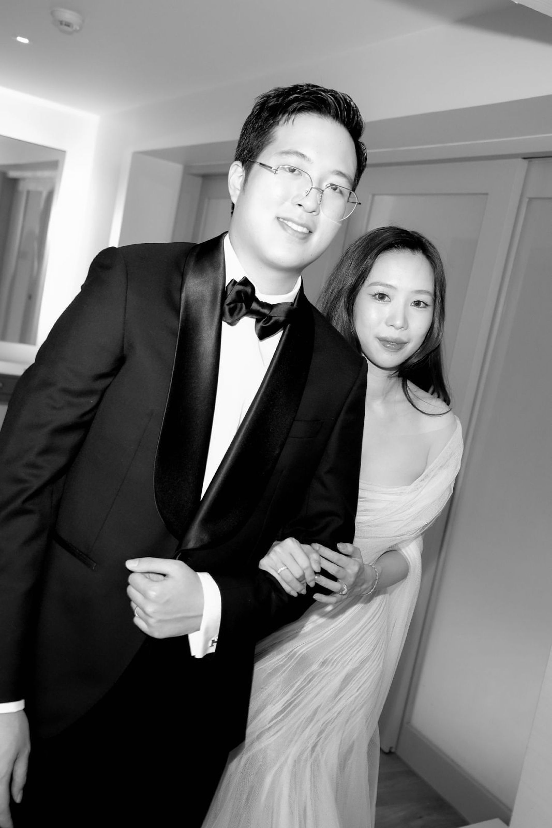 Under the Tree: Loreta and Thasit’s Enchanting Bangkok Wedding at Nai Lert Park photo