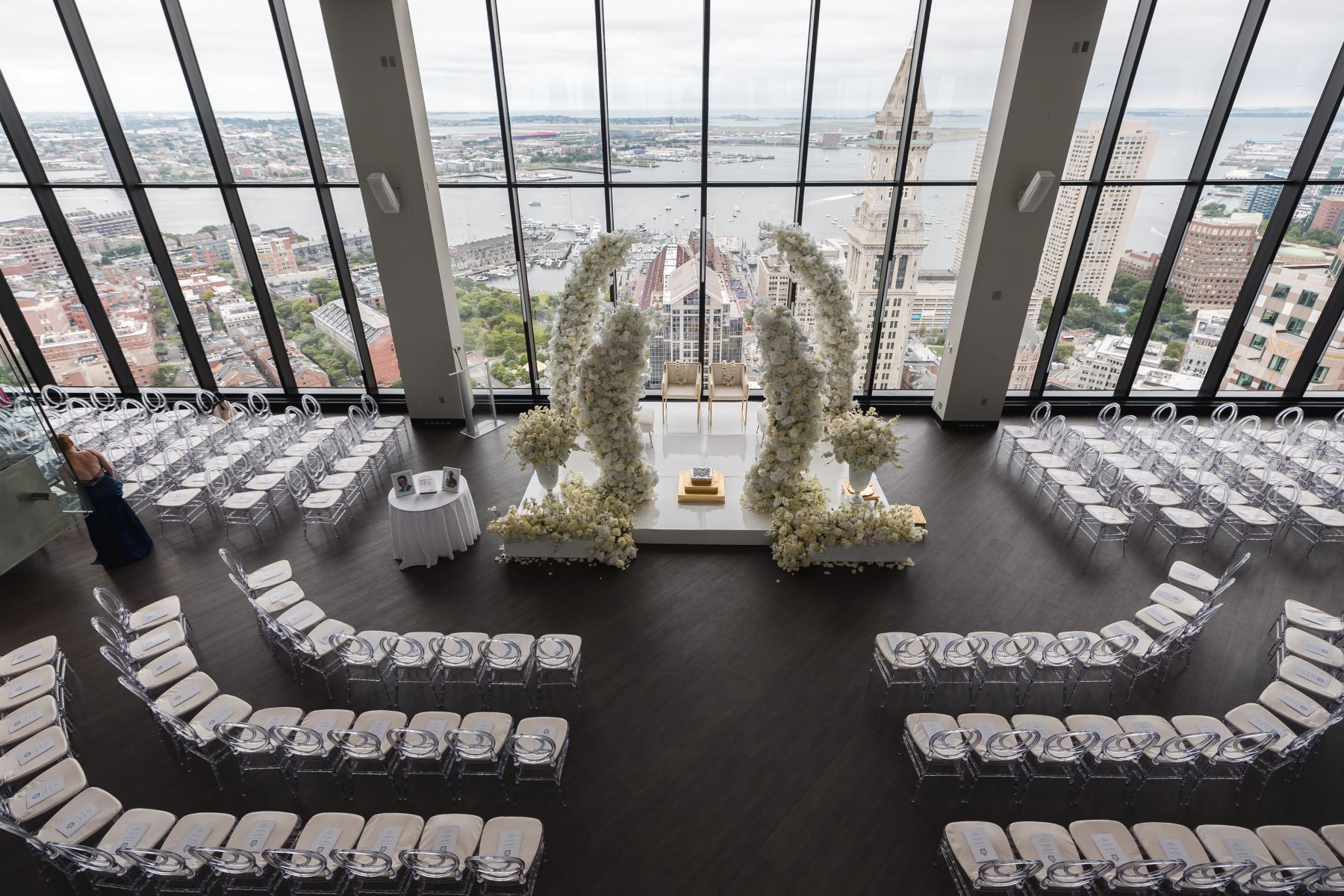 Black‑and‑White Harmony in the Clouds: Shaloo &amp; Timothy’s Yin-Yang Wedding at the State Room photo
