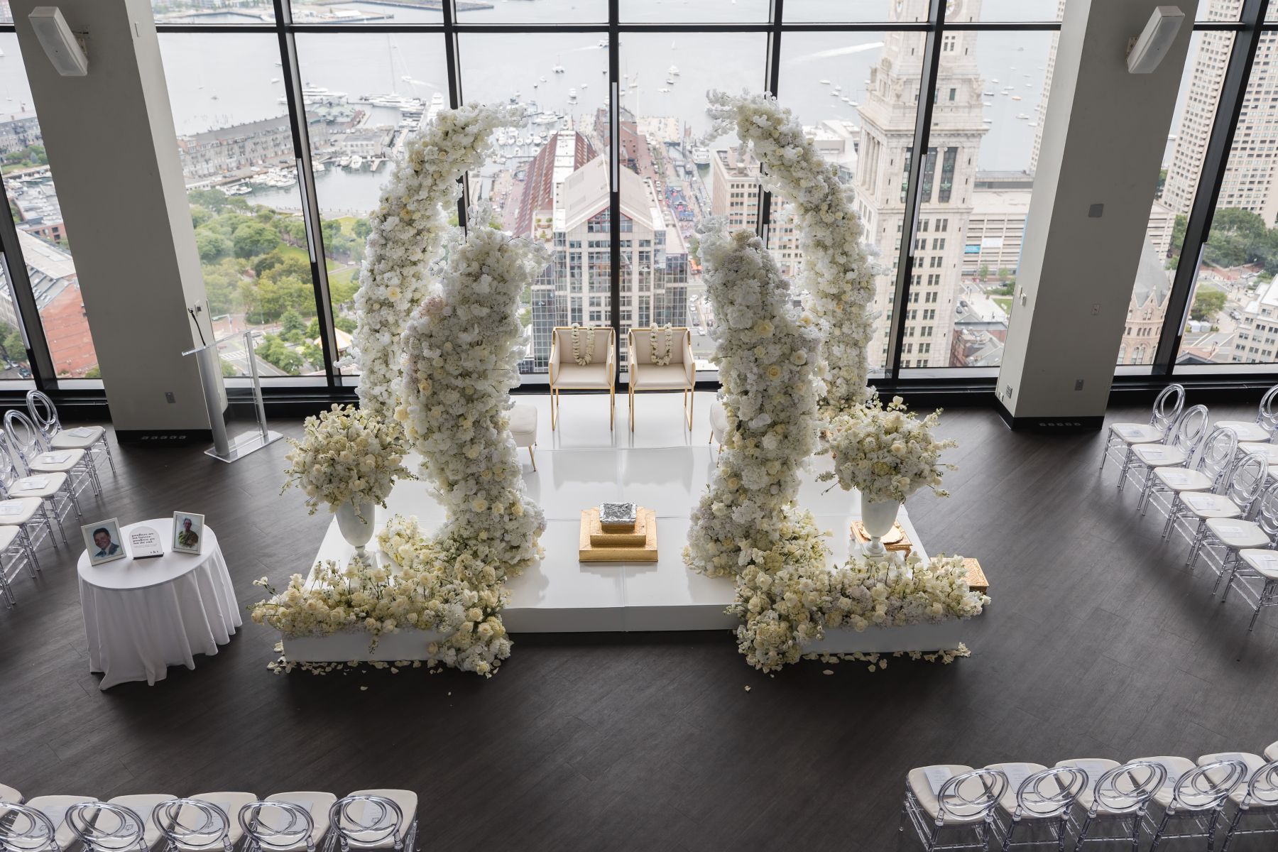 Black‑and‑White Harmony in the Clouds: Shaloo &amp; Timothy’s Yin-Yang Wedding at the State Room photo