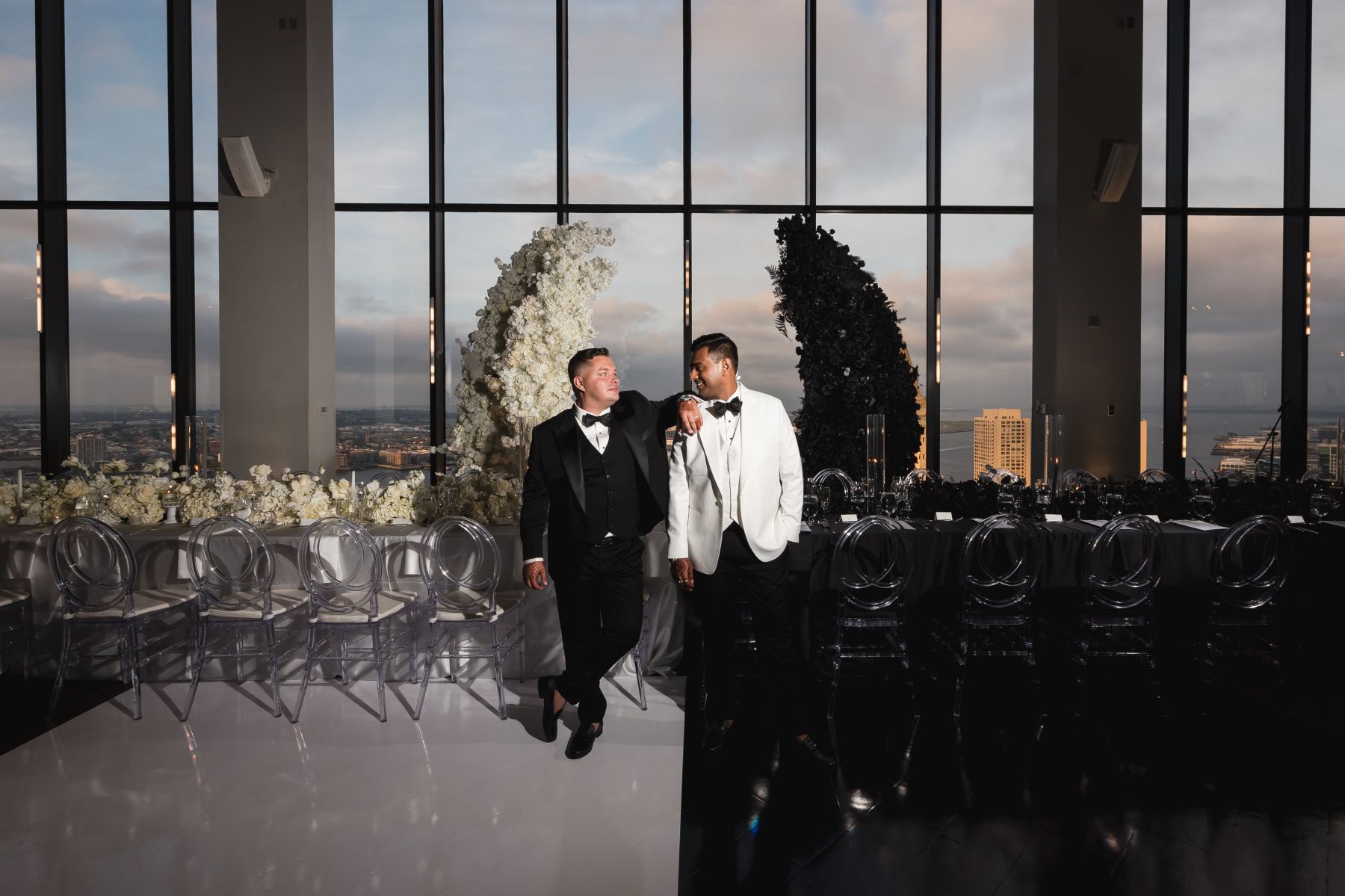 Black‑and‑White Harmony in the Clouds: Shaloo &amp; Timothy’s Yin-Yang Wedding at the State Room photo