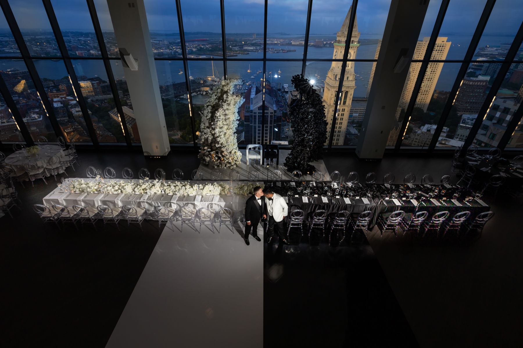 Black‑and‑White Harmony in the Clouds: Shaloo &amp; Timothy’s Yin-Yang Wedding at the State Room photo