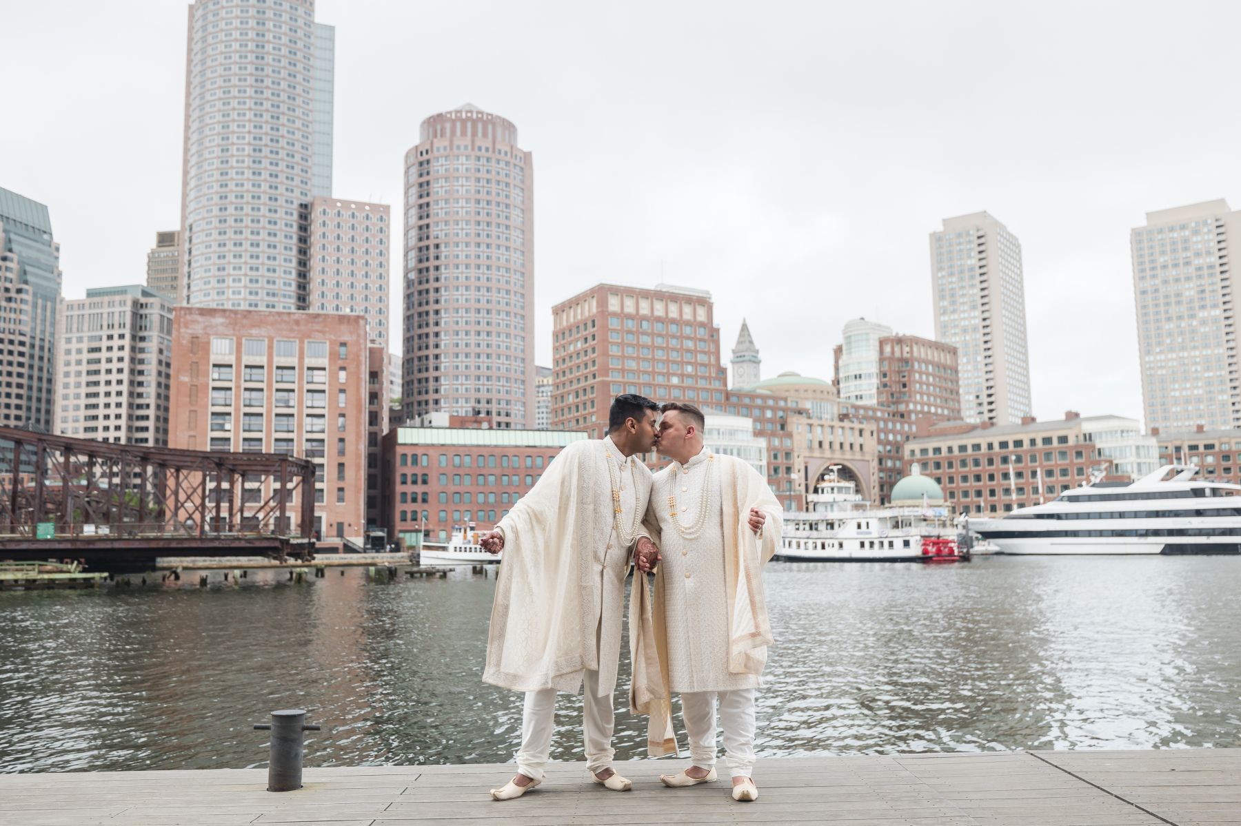 Black‑and‑White Harmony in the Clouds: Shaloo &amp; Timothy’s Yin-Yang Wedding at the State Room photo