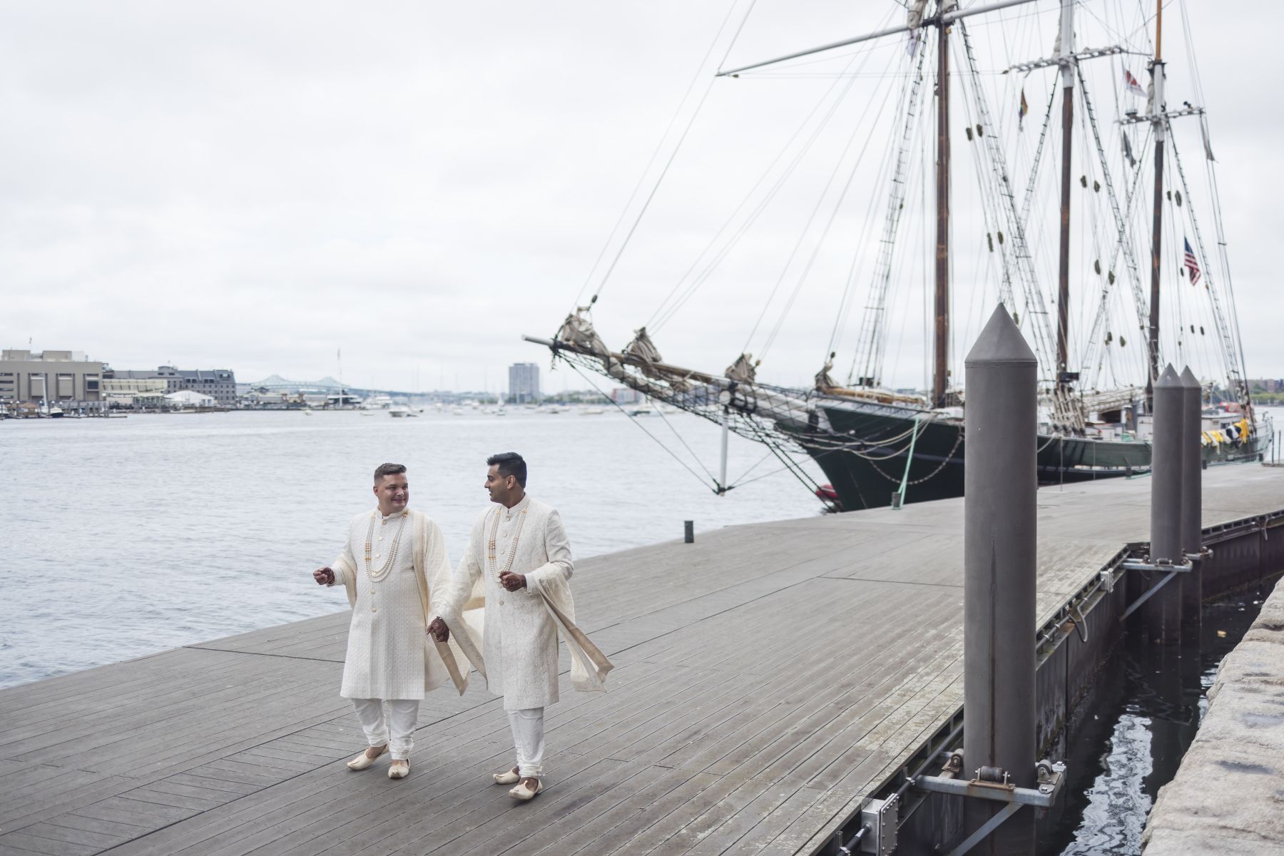 Black‑and‑White Harmony in the Clouds: Shaloo &amp; Timothy’s Yin-Yang Wedding at the State Room photo