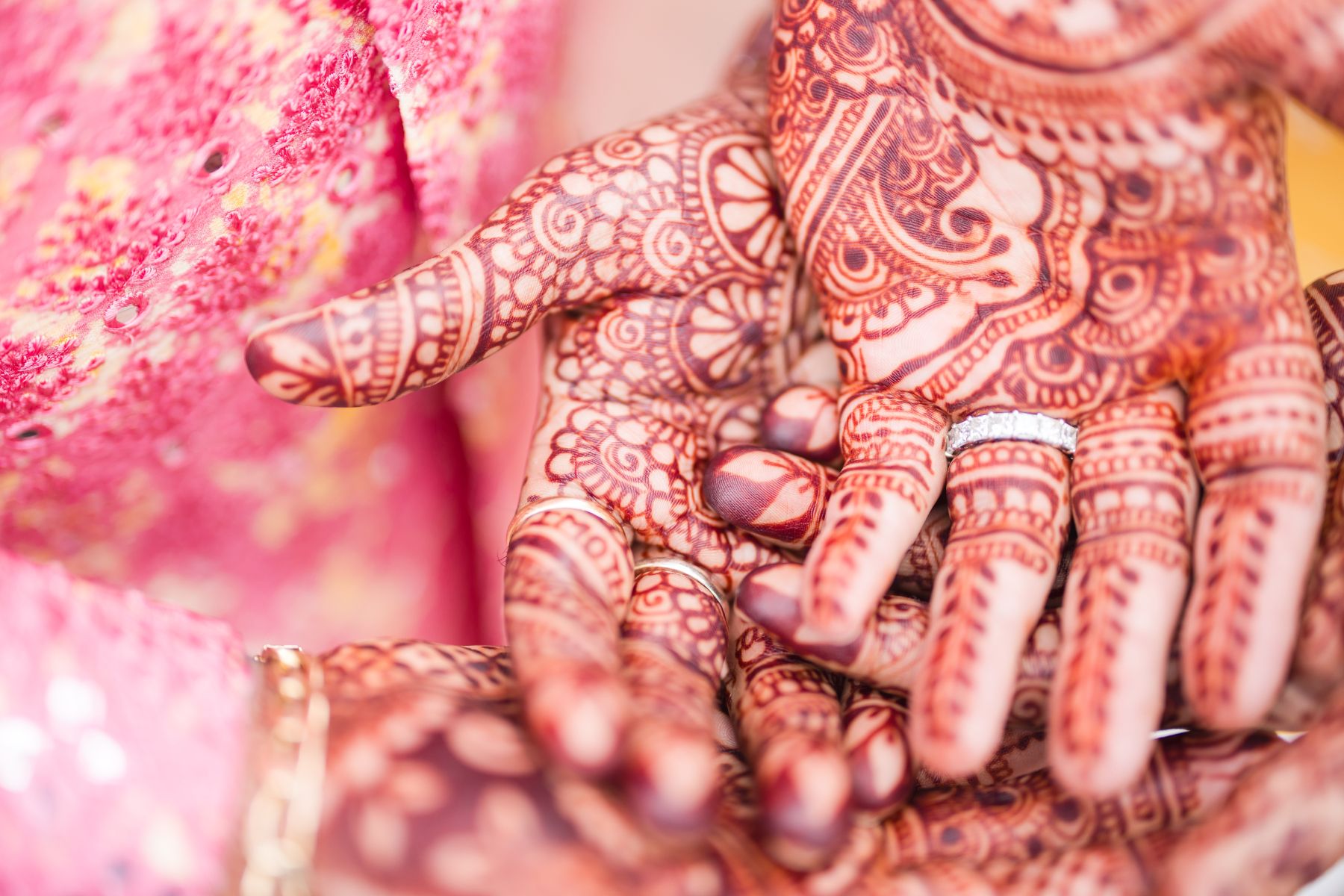Black‑and‑White Harmony in the Clouds: Shaloo &amp; Timothy’s Yin-Yang Wedding at the State Room photo