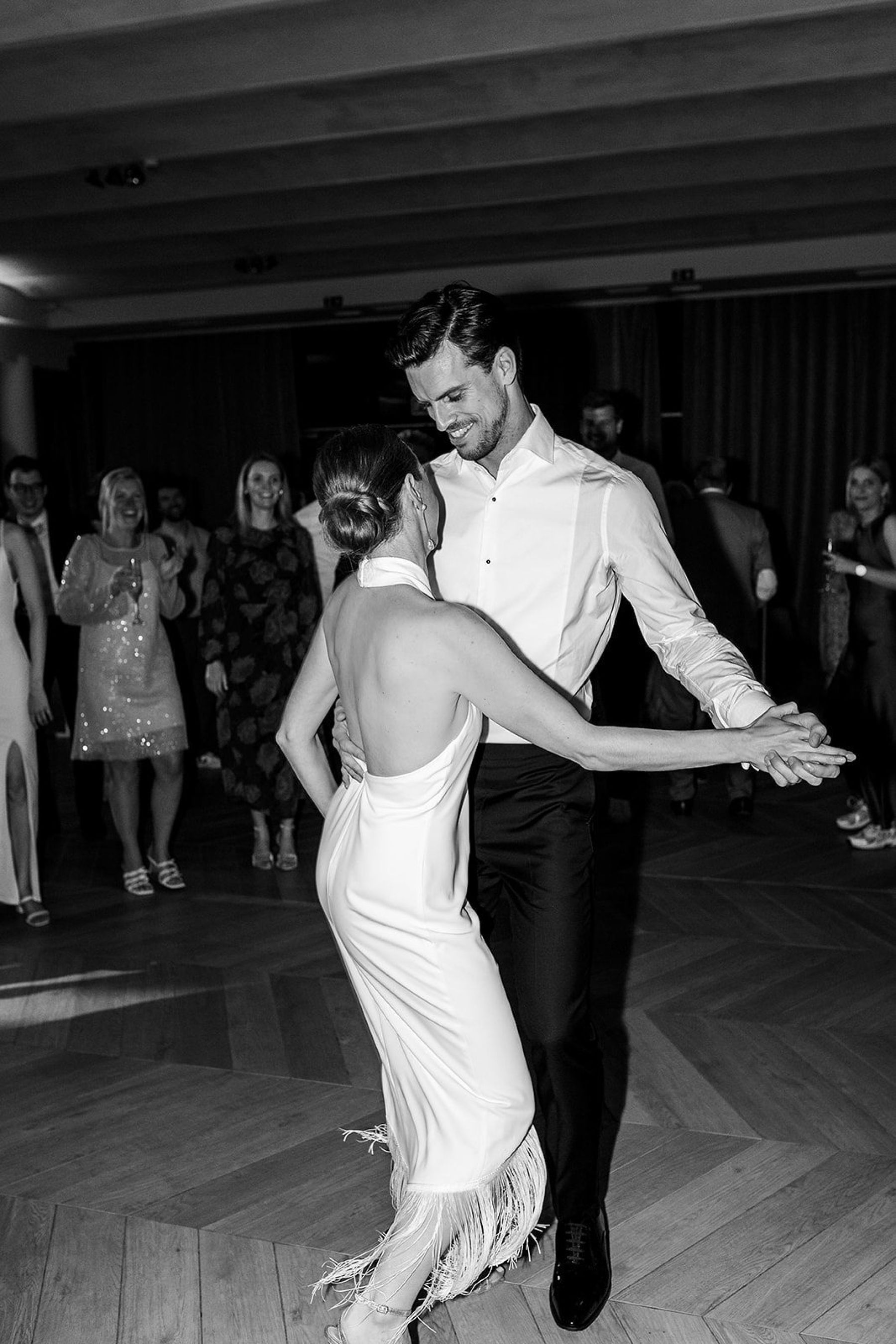 Sophie &amp; Tom's Classic Castle Celebration: A Timeless Wedding at Kasteel van Brasschaat photo