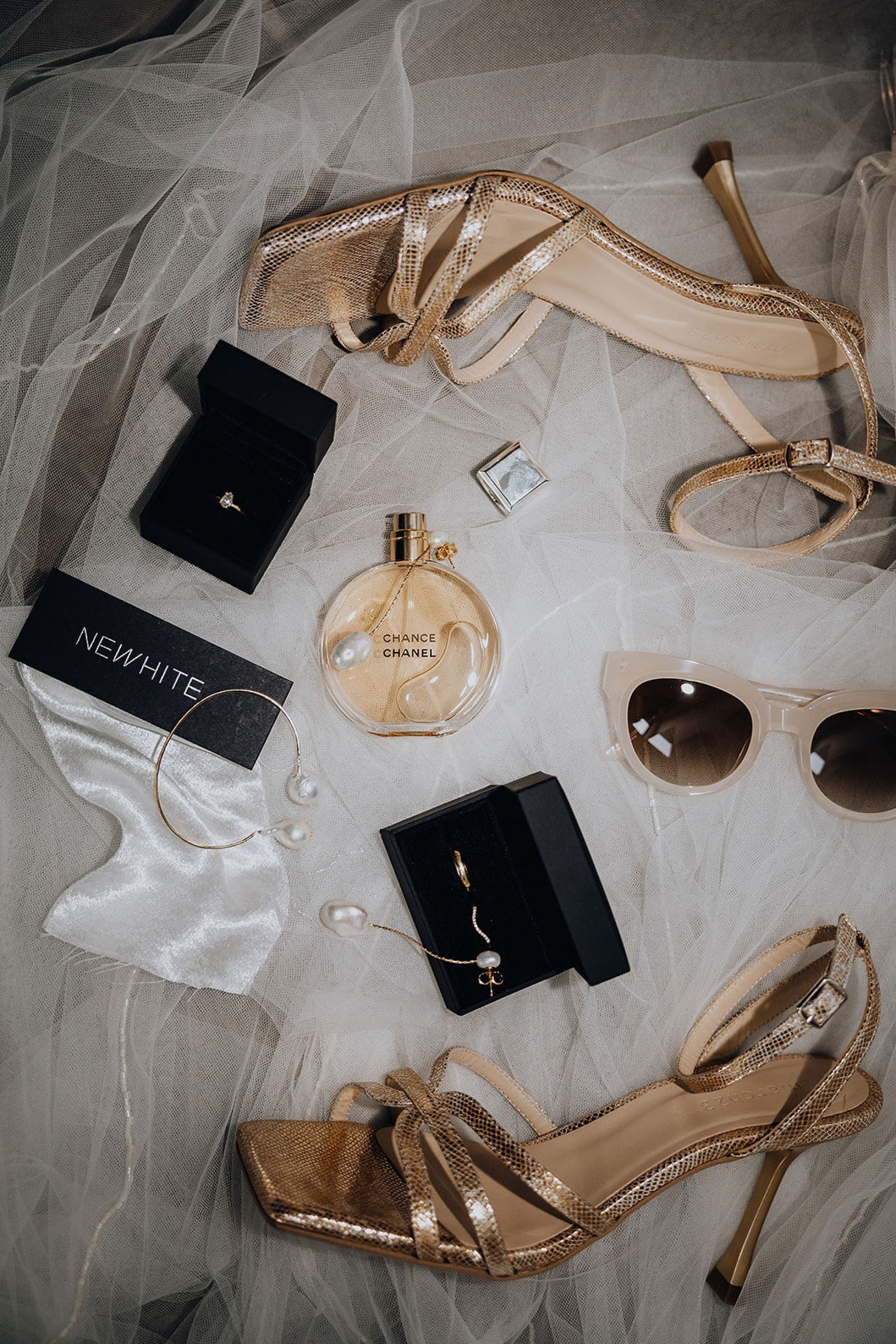 Sophie &amp; Tom's Classic Castle Celebration: A Timeless Wedding at Kasteel van Brasschaat photo