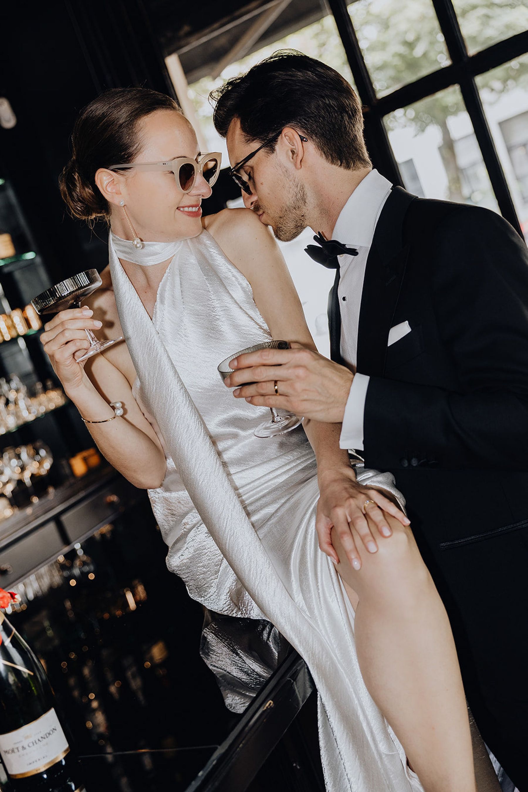 Sophie &amp; Tom's Classic Castle Celebration: A Timeless Wedding at Kasteel van Brasschaat photo