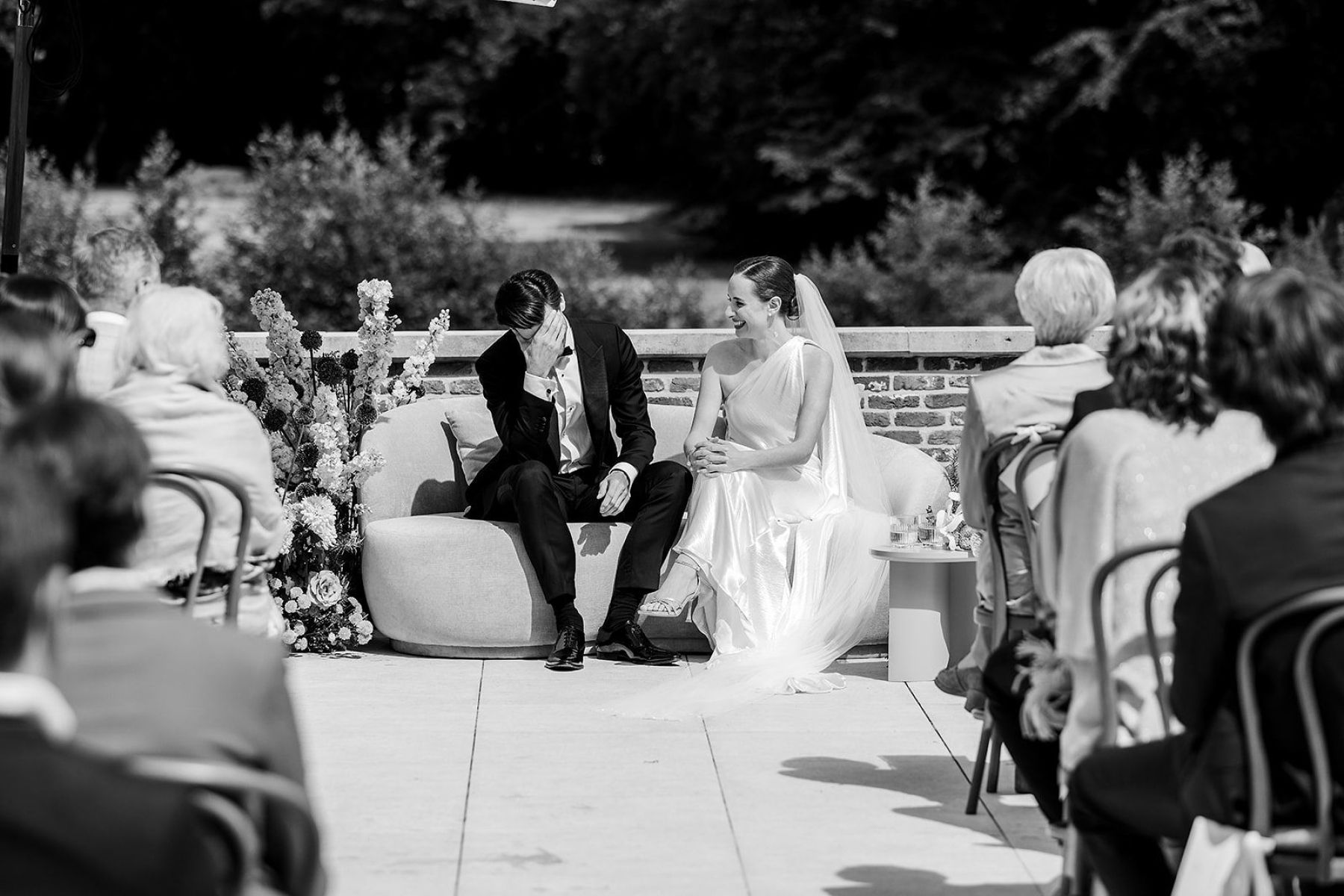 Sophie &amp; Tom's Classic Castle Celebration: A Timeless Wedding at Kasteel van Brasschaat photo