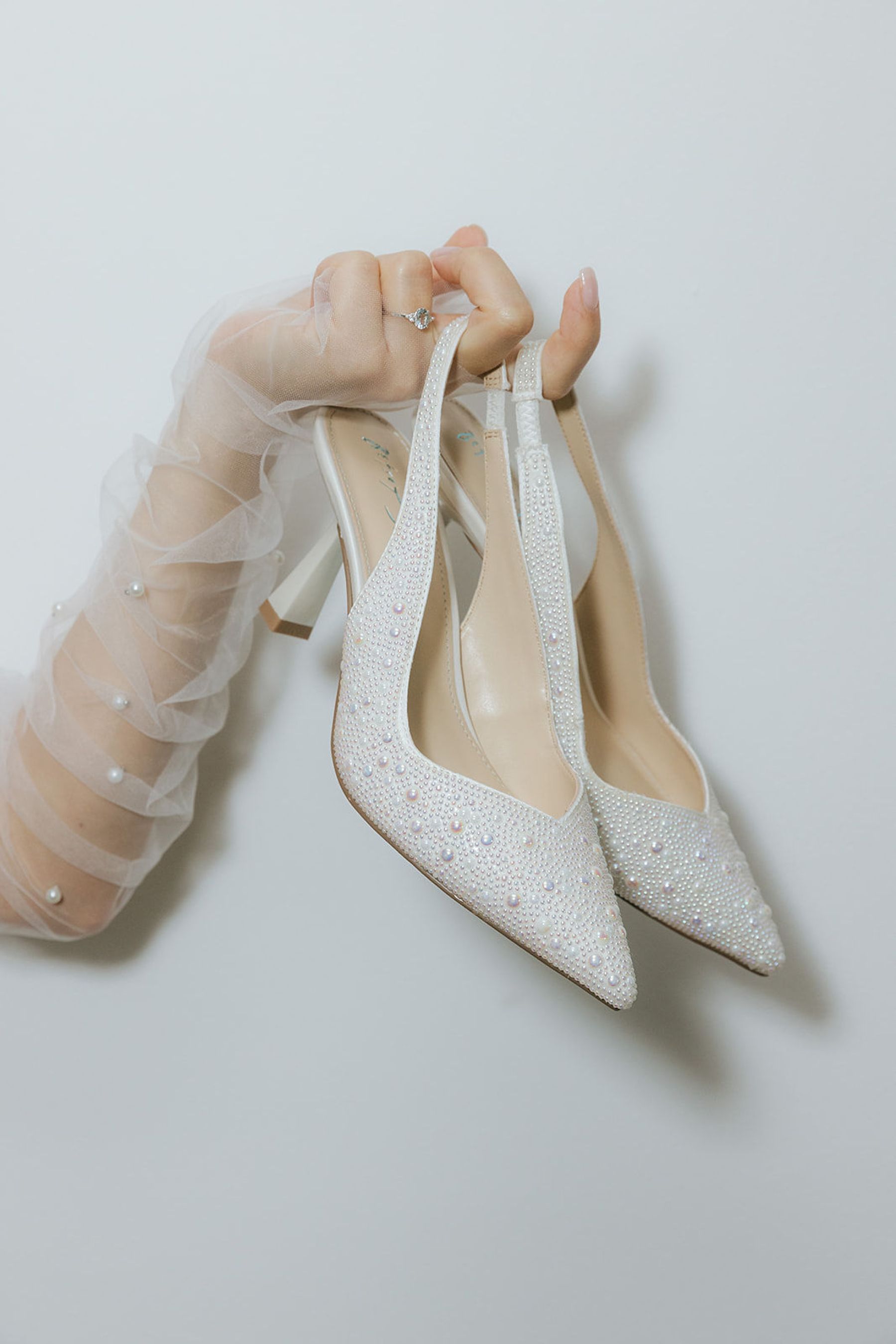 A Journey in Time and Love: Marlis-Madeleine &amp; Giancarlo’s Seaside Wedding at Tenuta Dalia photo