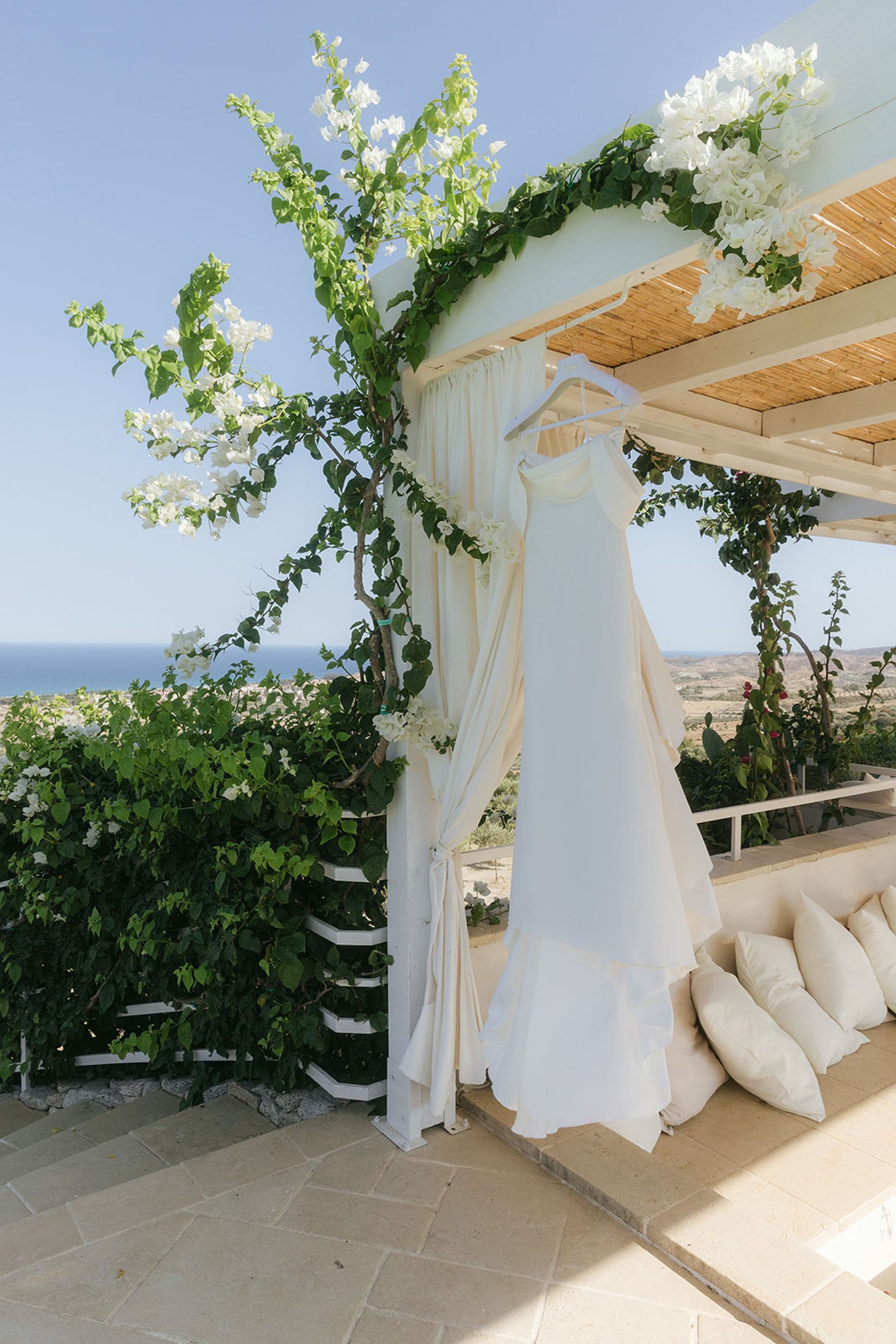 A Journey in Time and Love: Marlis-Madeleine &amp; Giancarlo’s Seaside Wedding at Tenuta Dalia photo