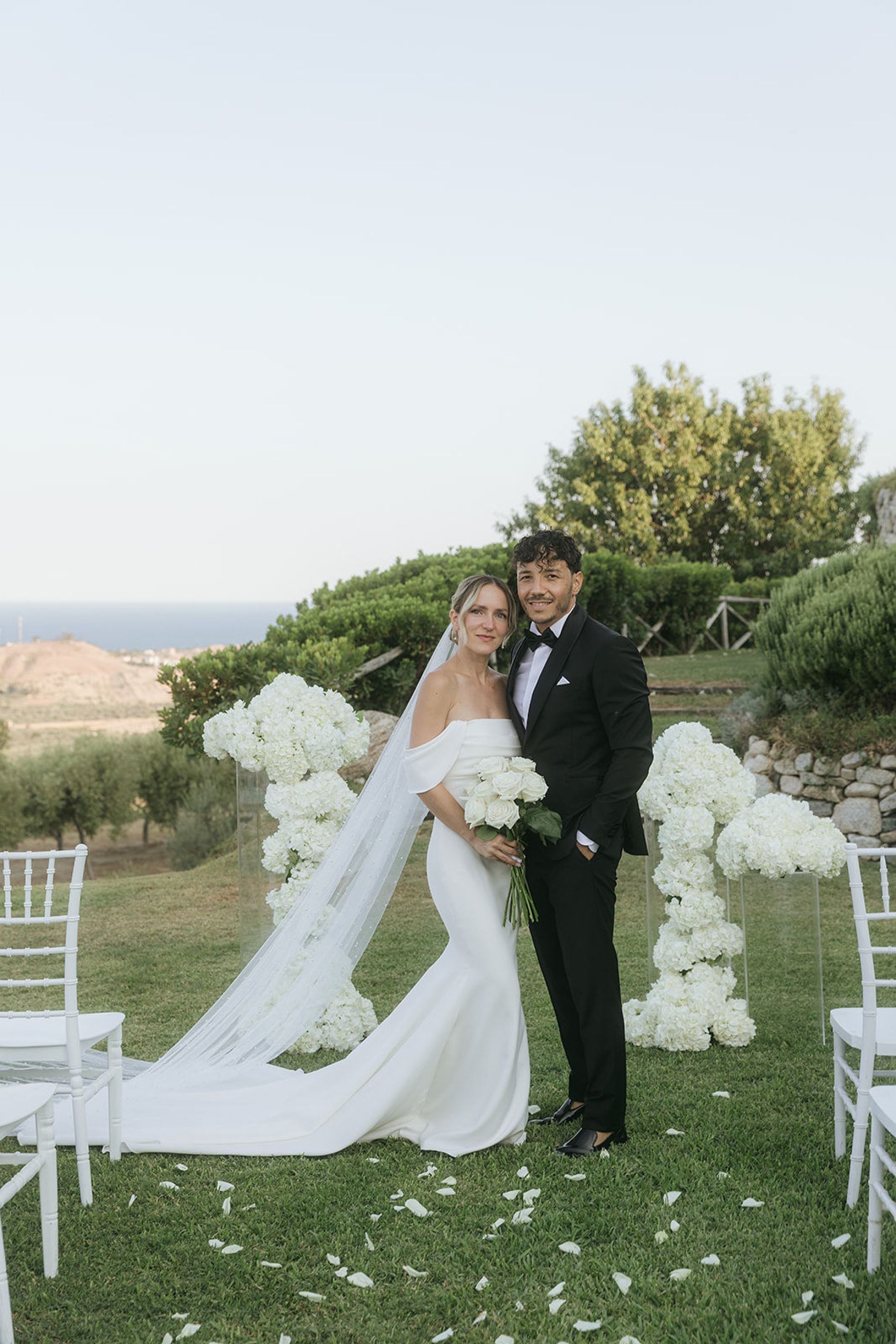 A Journey in Time and Love: Marlis-Madeleine &amp; Giancarlo’s Seaside Wedding at Tenuta Dalia photo