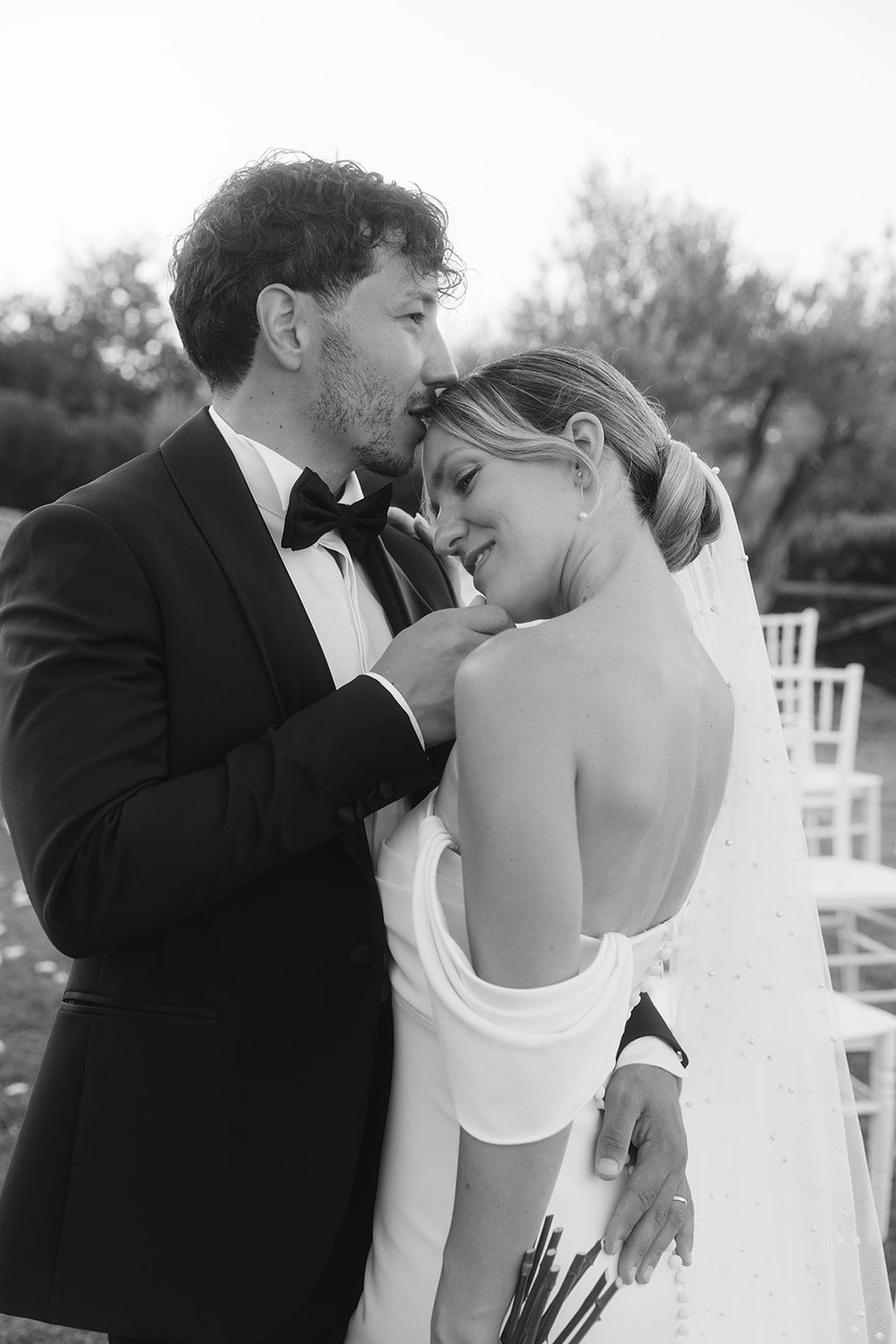 A Journey in Time and Love: Marlis-Madeleine &amp; Giancarlo’s Seaside Wedding at Tenuta Dalia photo