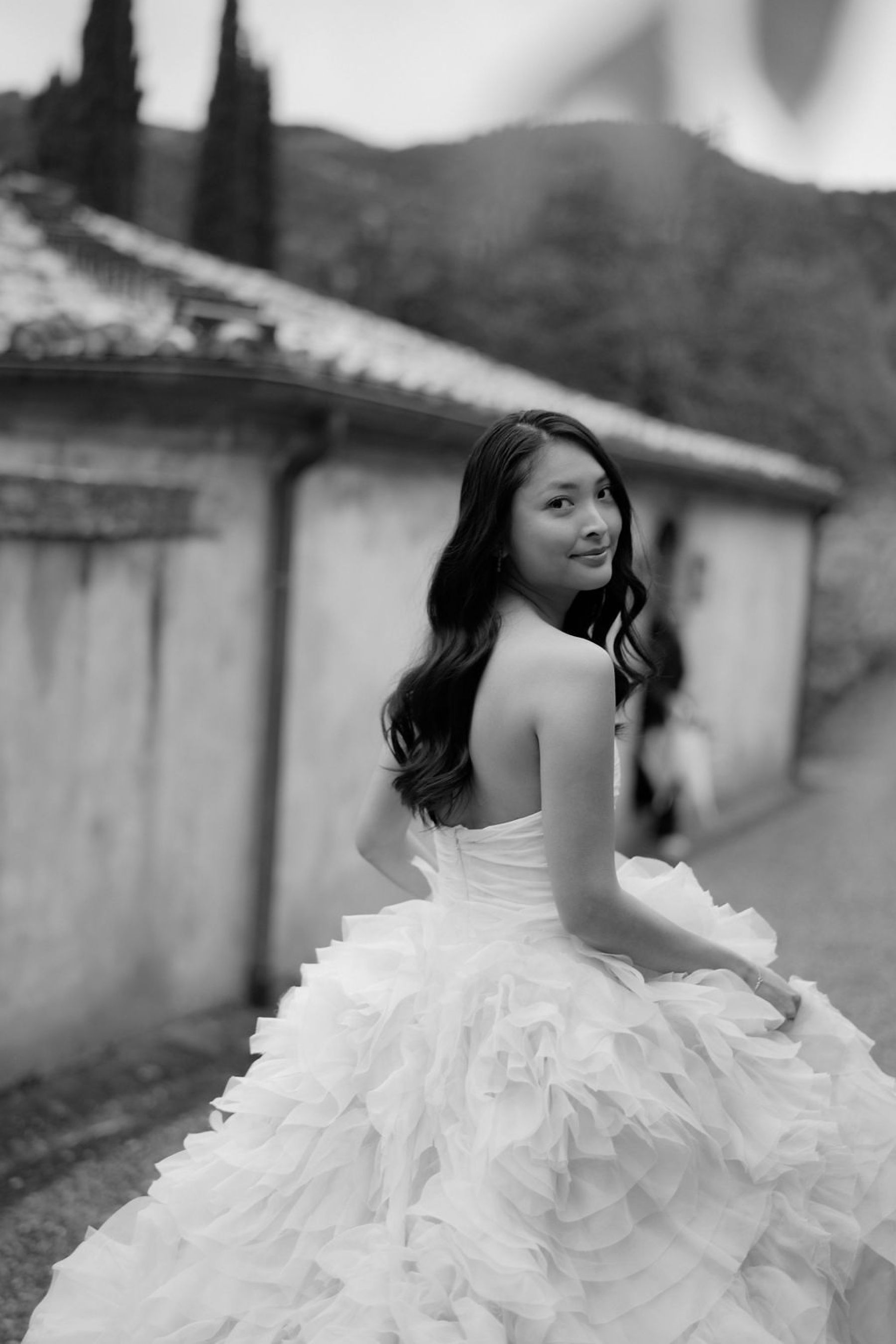 Serena &amp; Andrew’s Elegant Wedding at Villa Cetinale: A Story of Love, Craftsmanship, and Unexpected Drama photo