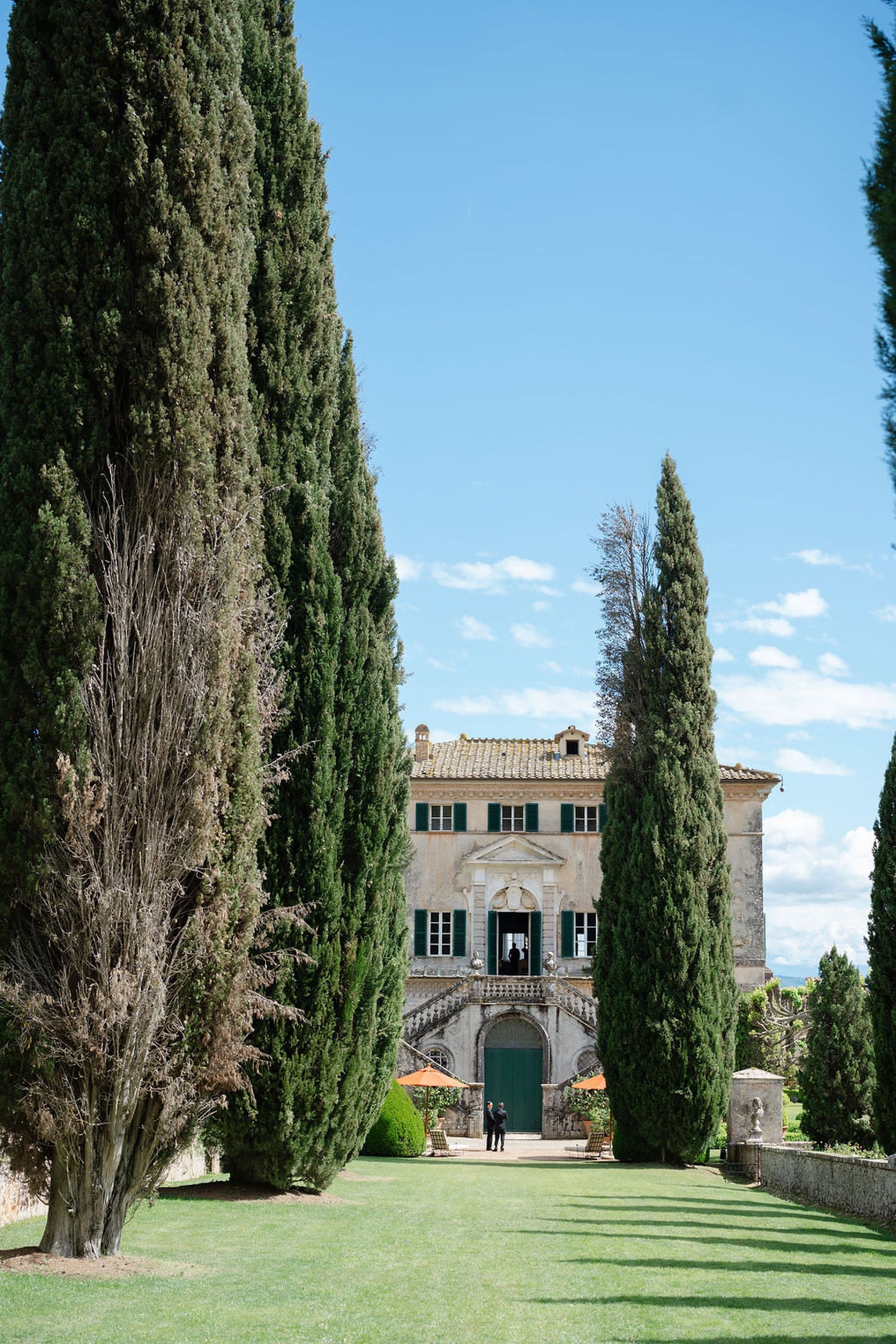 Serena &amp; Andrew’s Elegant Wedding at Villa Cetinale: A Story of Love, Craftsmanship, and Unexpected Drama photo