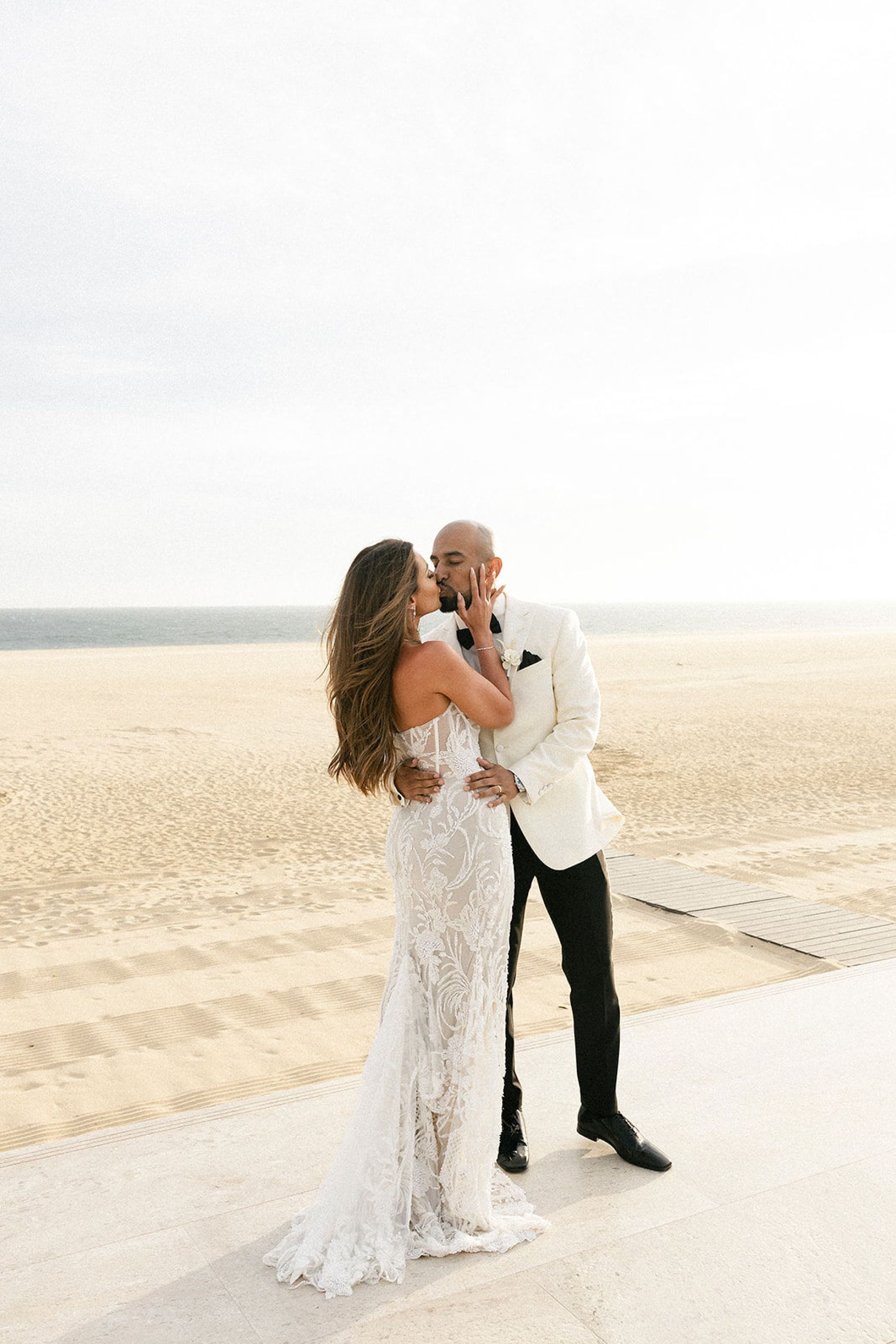 The Architectural Love Story of Shenae &amp; Cornelio at Nobu Los Cabos photo