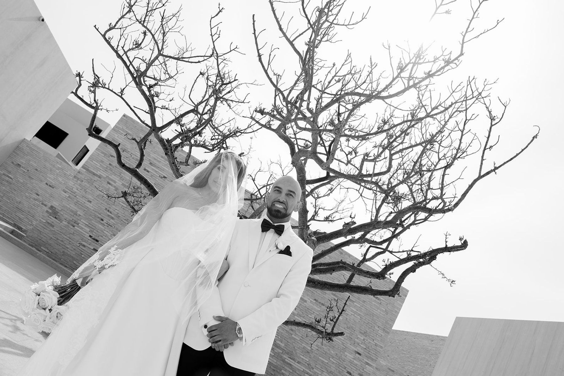 The Architectural Love Story of Shenae &amp; Cornelio at Nobu Los Cabos photo