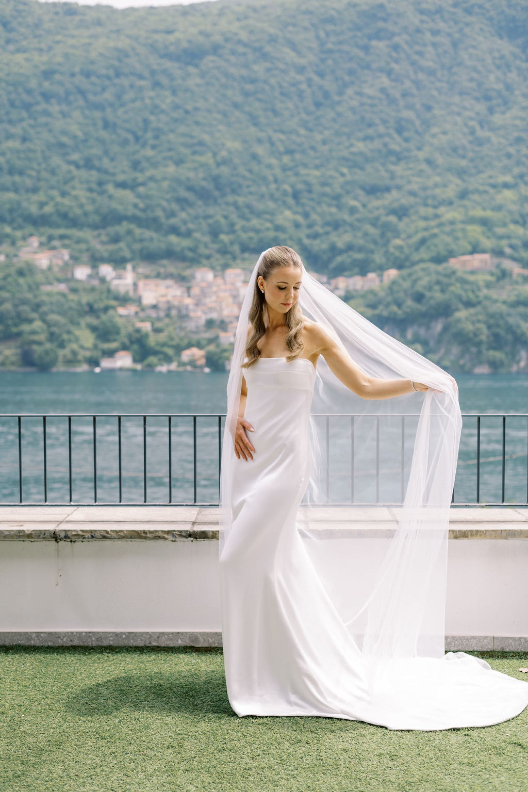 Harriet and Michael’s Dream Wedding at Villa Pizzo: A Tale of Love and Elegance photo
