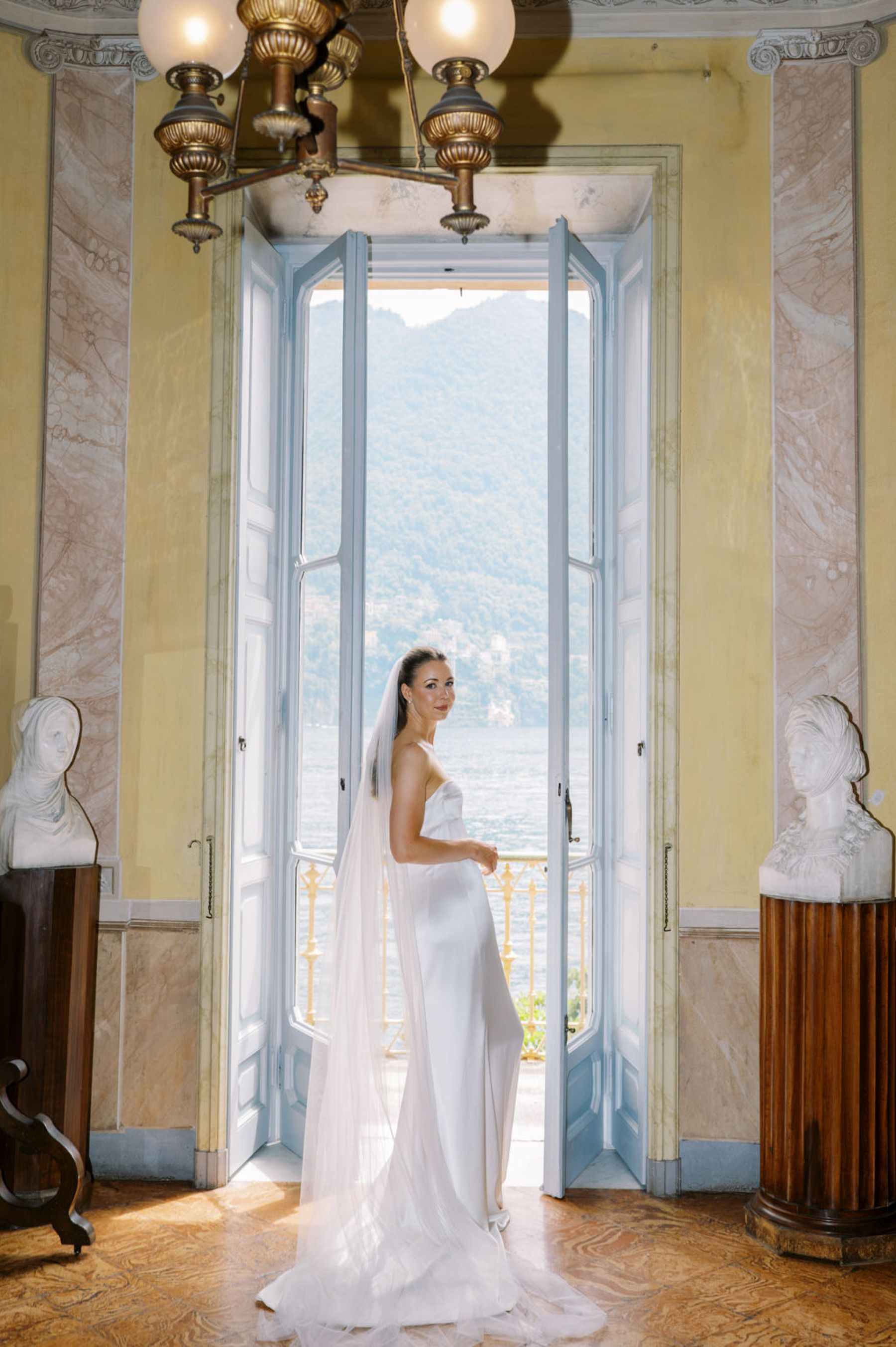 Harriet and Michael’s Dream Wedding at Villa Pizzo: A Tale of Love and Elegance photo
