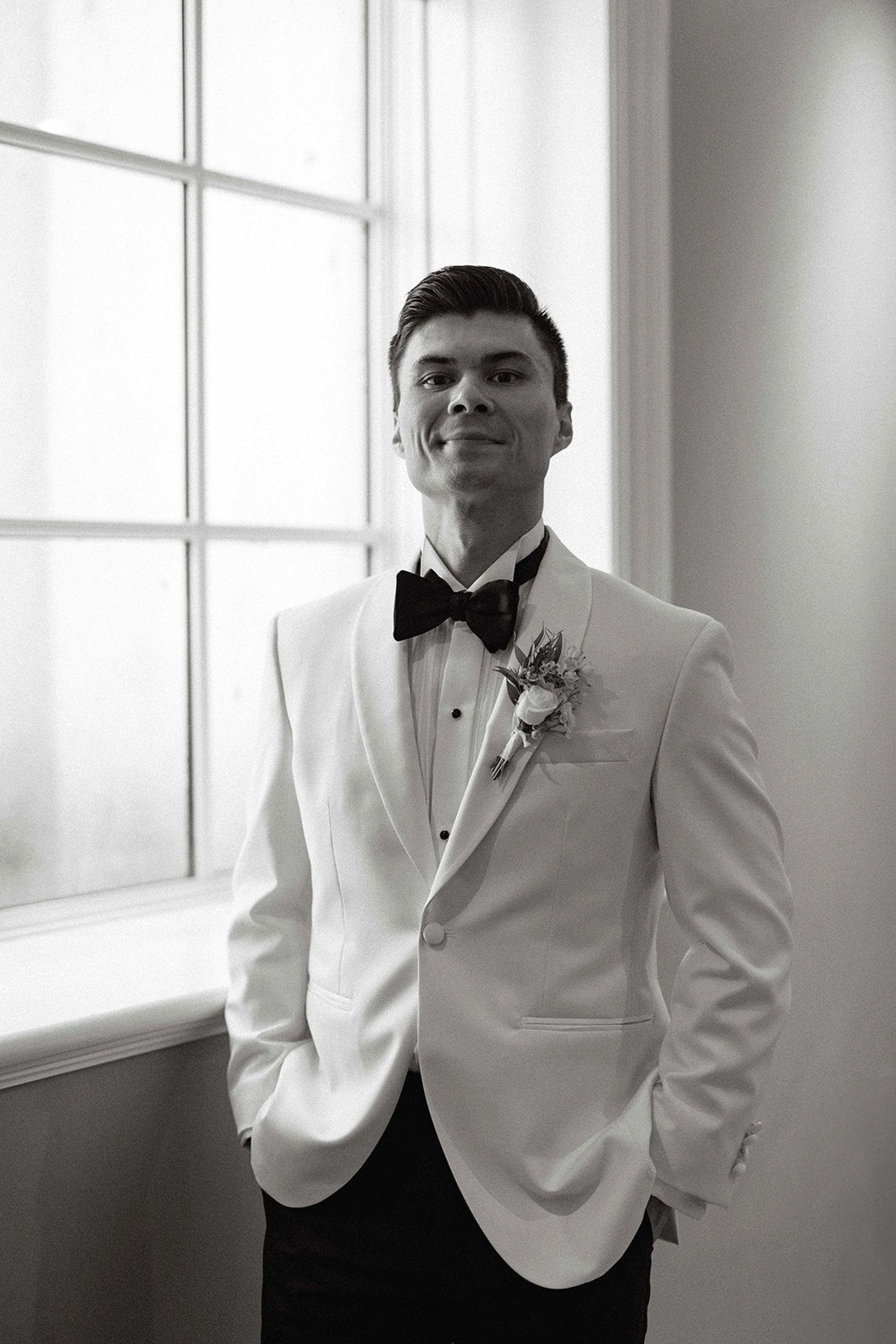 Vibrant Elegance: Marisa &amp; Jason's Fashion-Forward Wedding at The London Hunt &amp; Country Club photo