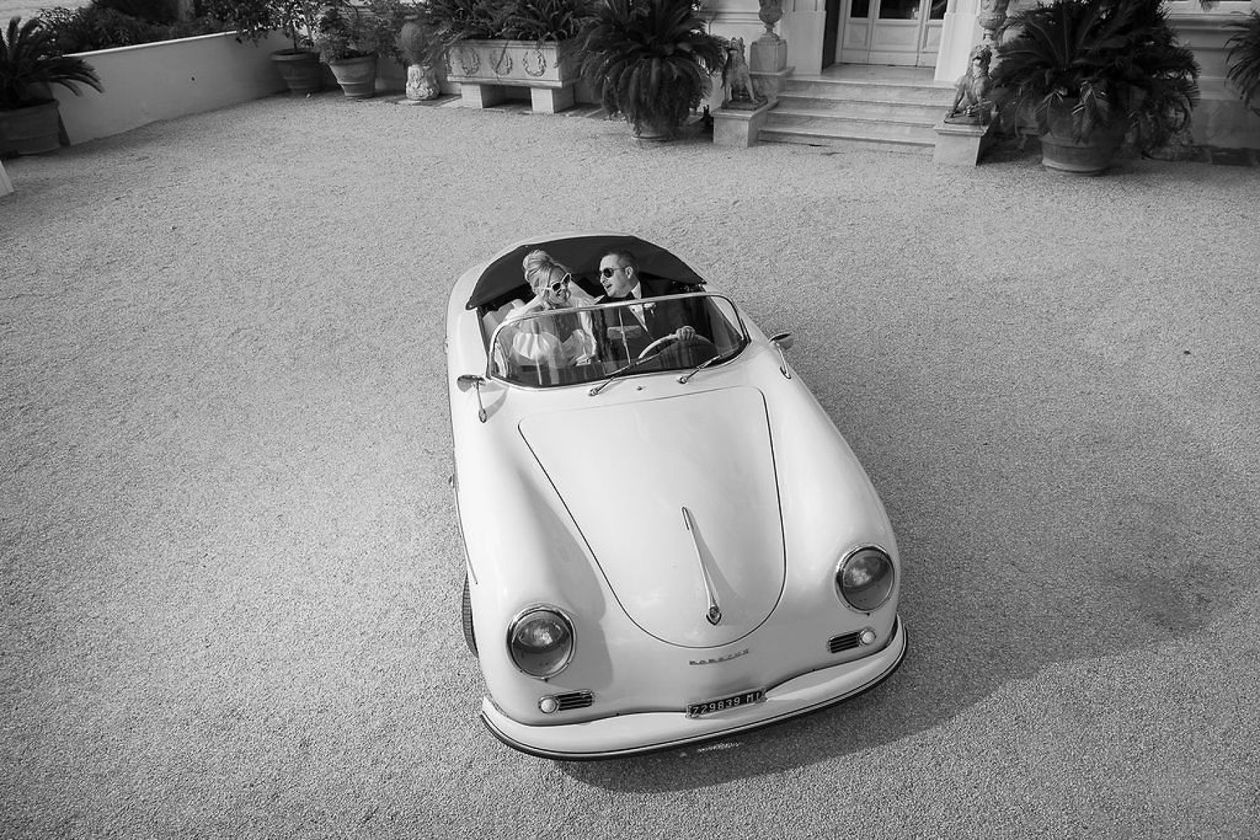 When Love Meets the Mediterranean Coastline: Greta &amp; Marc's Wedding at Villa Astor photo