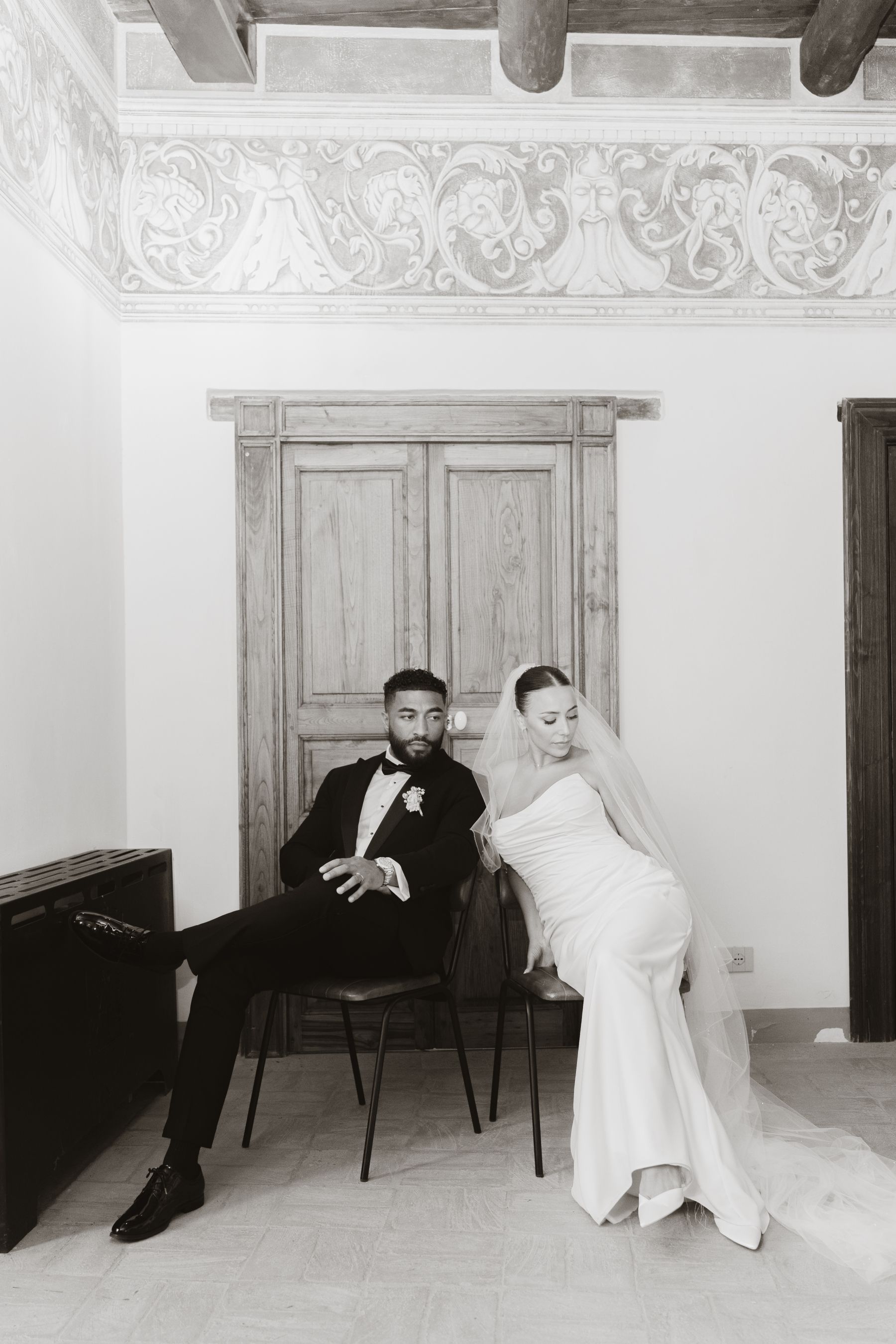 Love Among the Hills: Elléa &amp; Shiro’s Enchanting Wedding at Castello Di Rocca photo