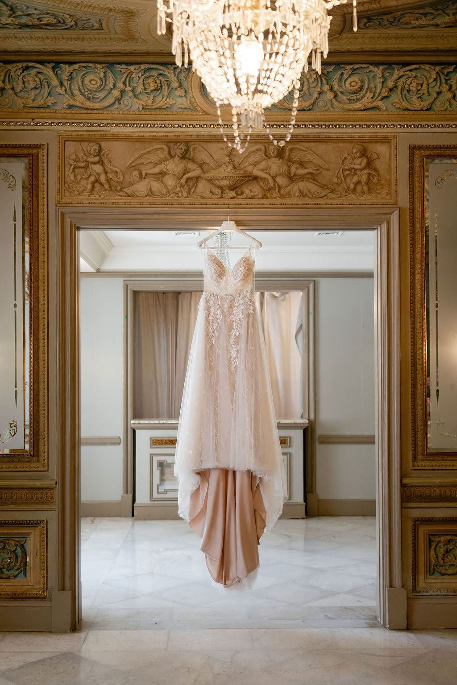 A Dreamy Spanish Celebration: Pauline &amp; Melvyn's Romantic Wedding at Finca Mas Solers photo