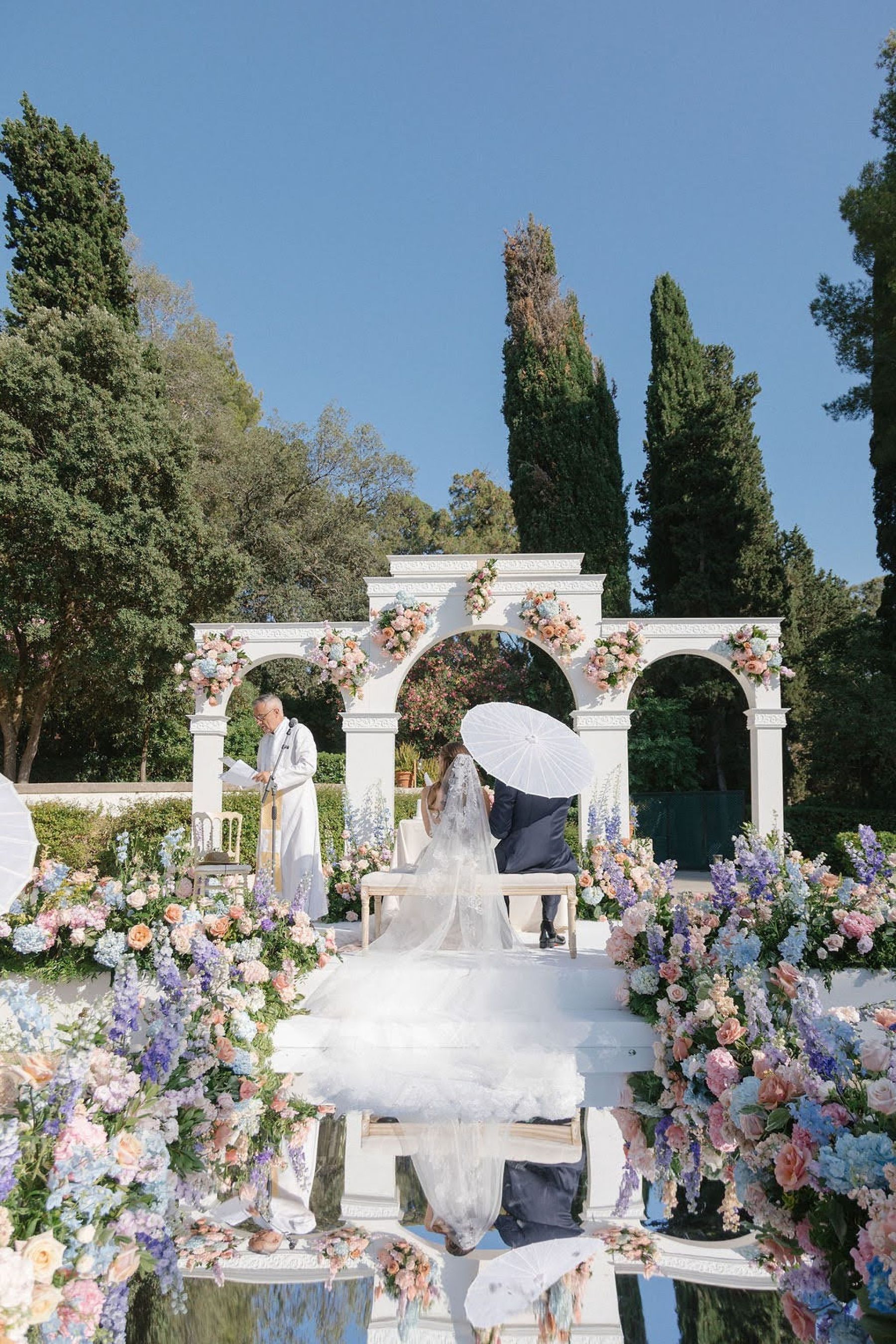 A Dreamy Spanish Celebration: Pauline &amp; Melvyn's Romantic Wedding at Finca Mas Solers photo
