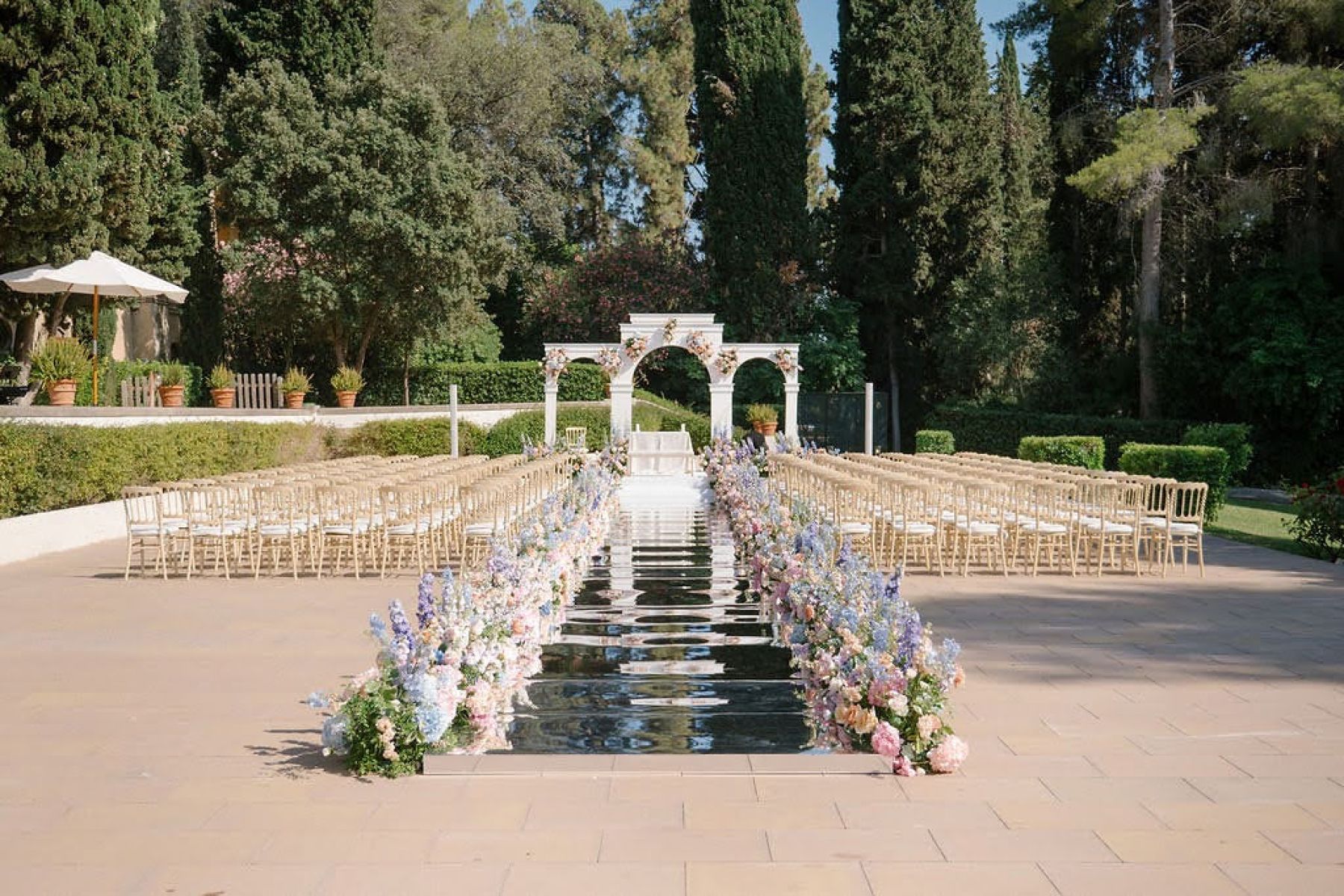 A Dreamy Spanish Celebration: Pauline &amp; Melvyn's Romantic Wedding at Finca Mas Solers photo