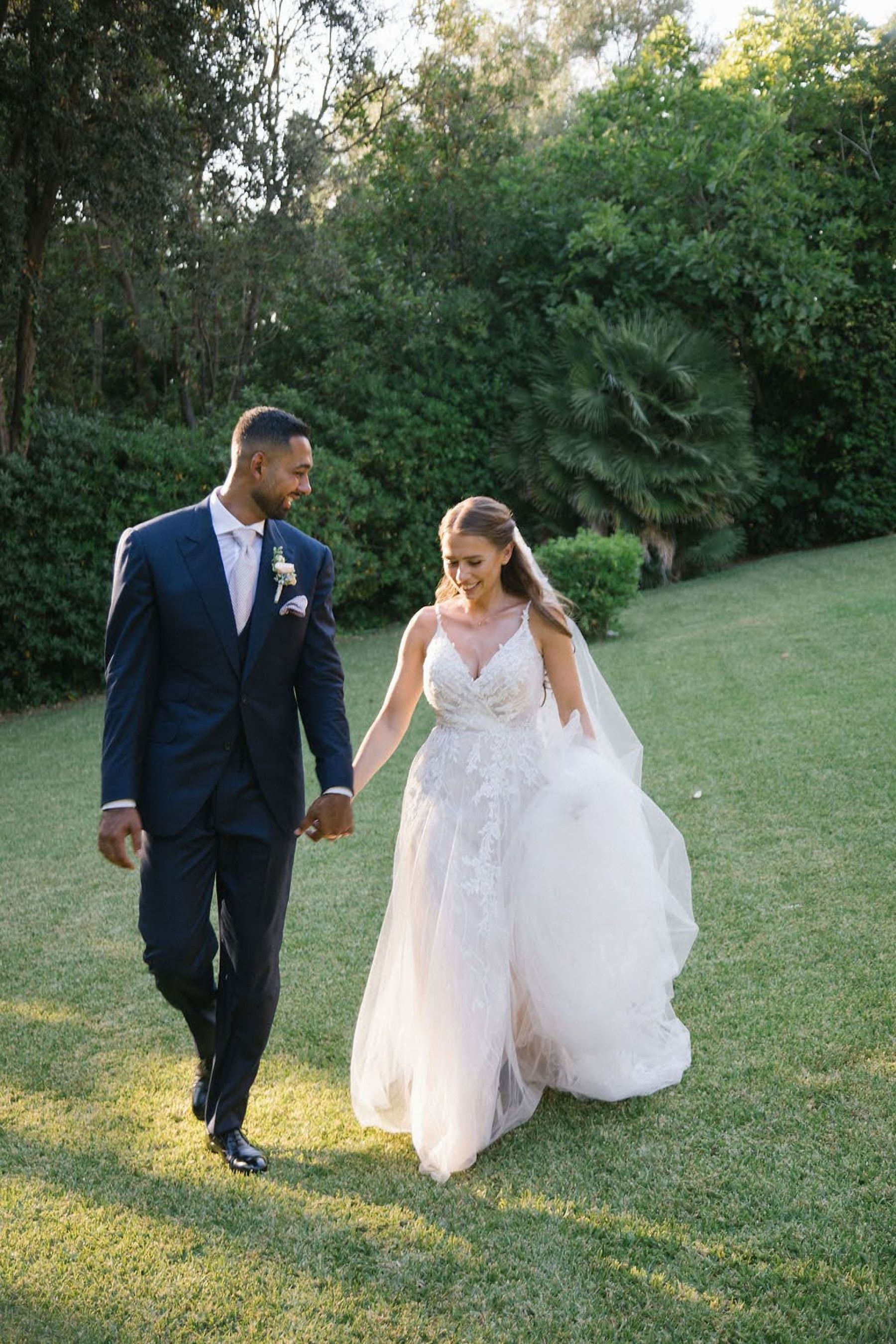 A Dreamy Spanish Celebration: Pauline &amp; Melvyn's Romantic Wedding at Finca Mas Solers photo