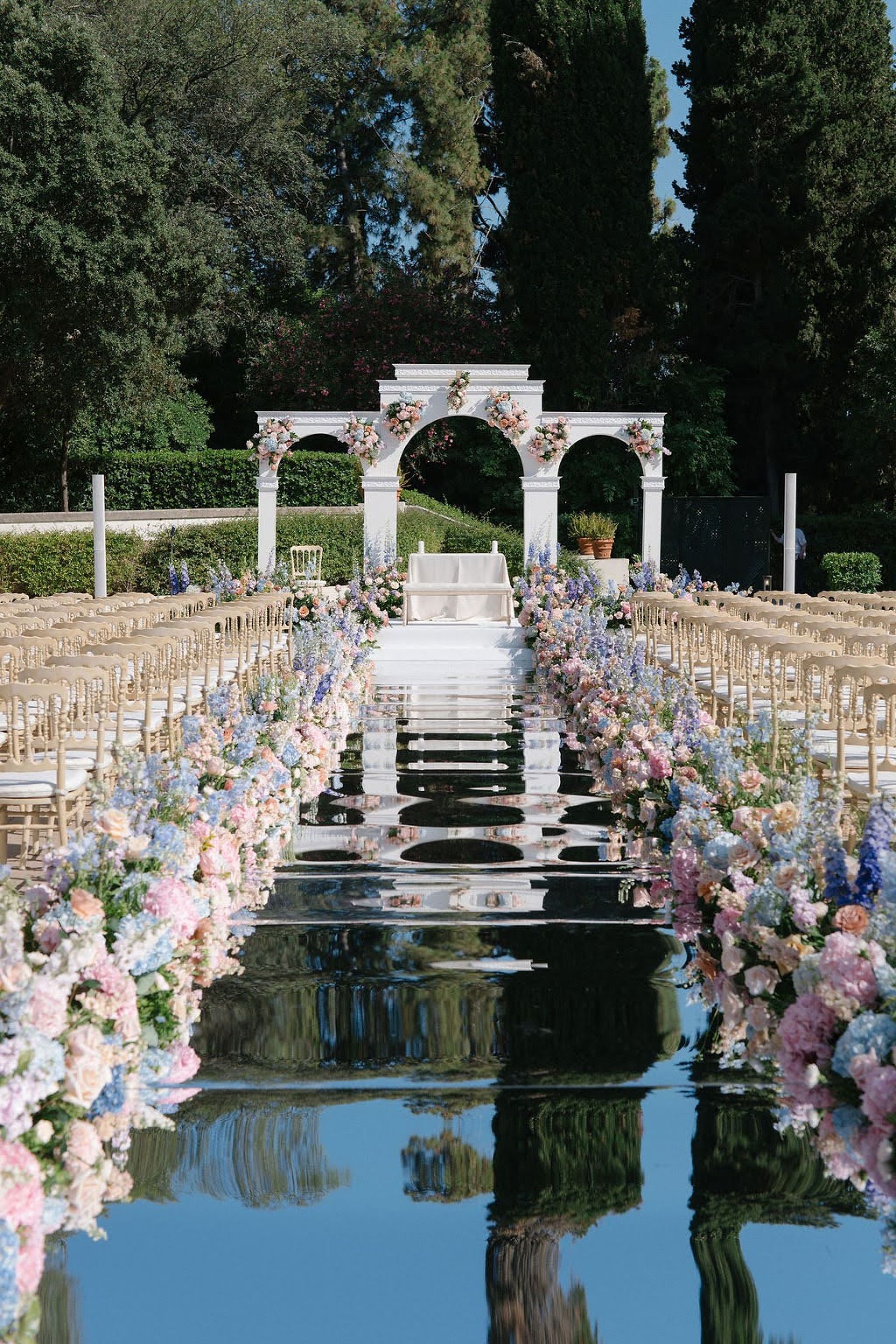 A Dreamy Spanish Celebration: Pauline &amp; Melvyn's Romantic Wedding at Finca Mas Solers photo