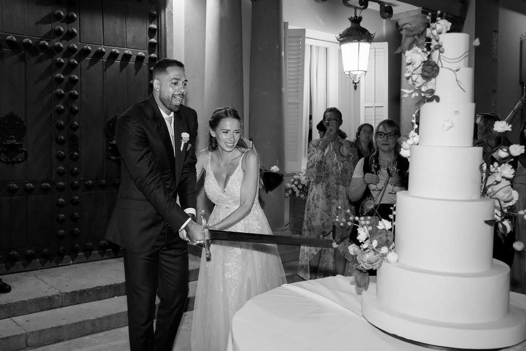 A Dreamy Spanish Celebration: Pauline &amp; Melvyn's Romantic Wedding at Finca Mas Solers photo