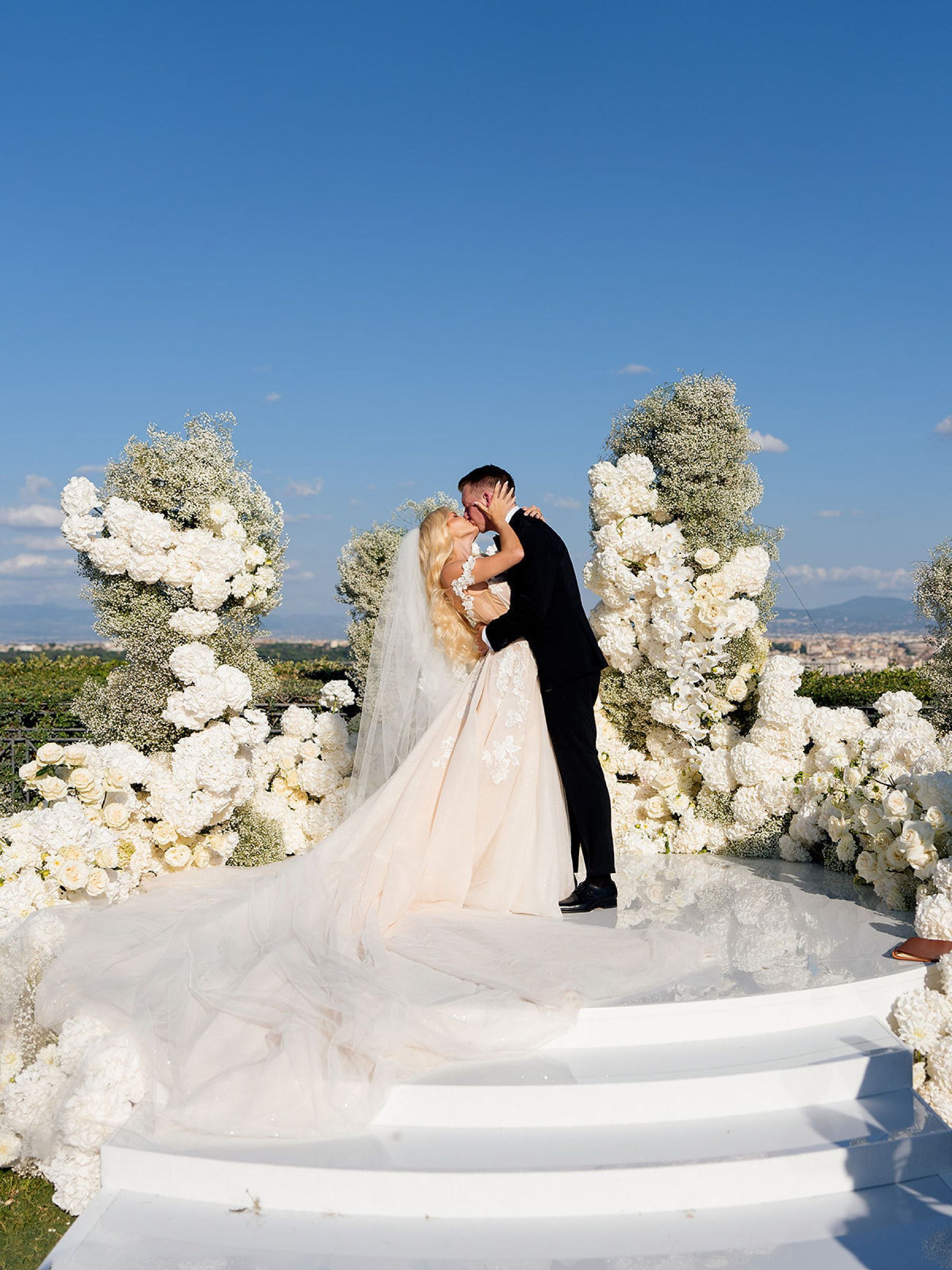 Felicia &amp; Markus’s Elegant Wedding at Villa Miani Overlooking the Eternal City photo