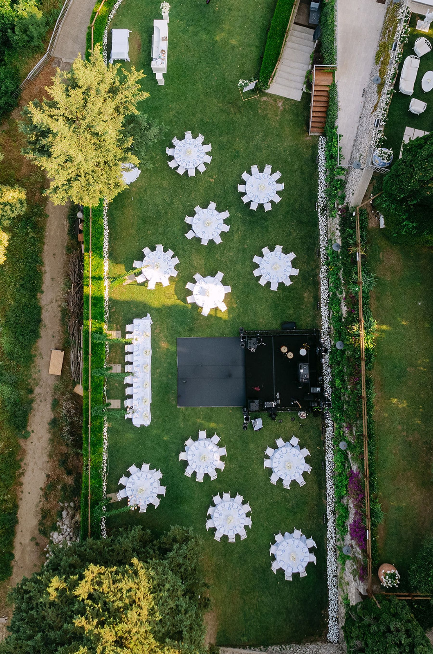 Daniella and Thomas's Timeless Italian Wedding at Villa La Rondinaia photo