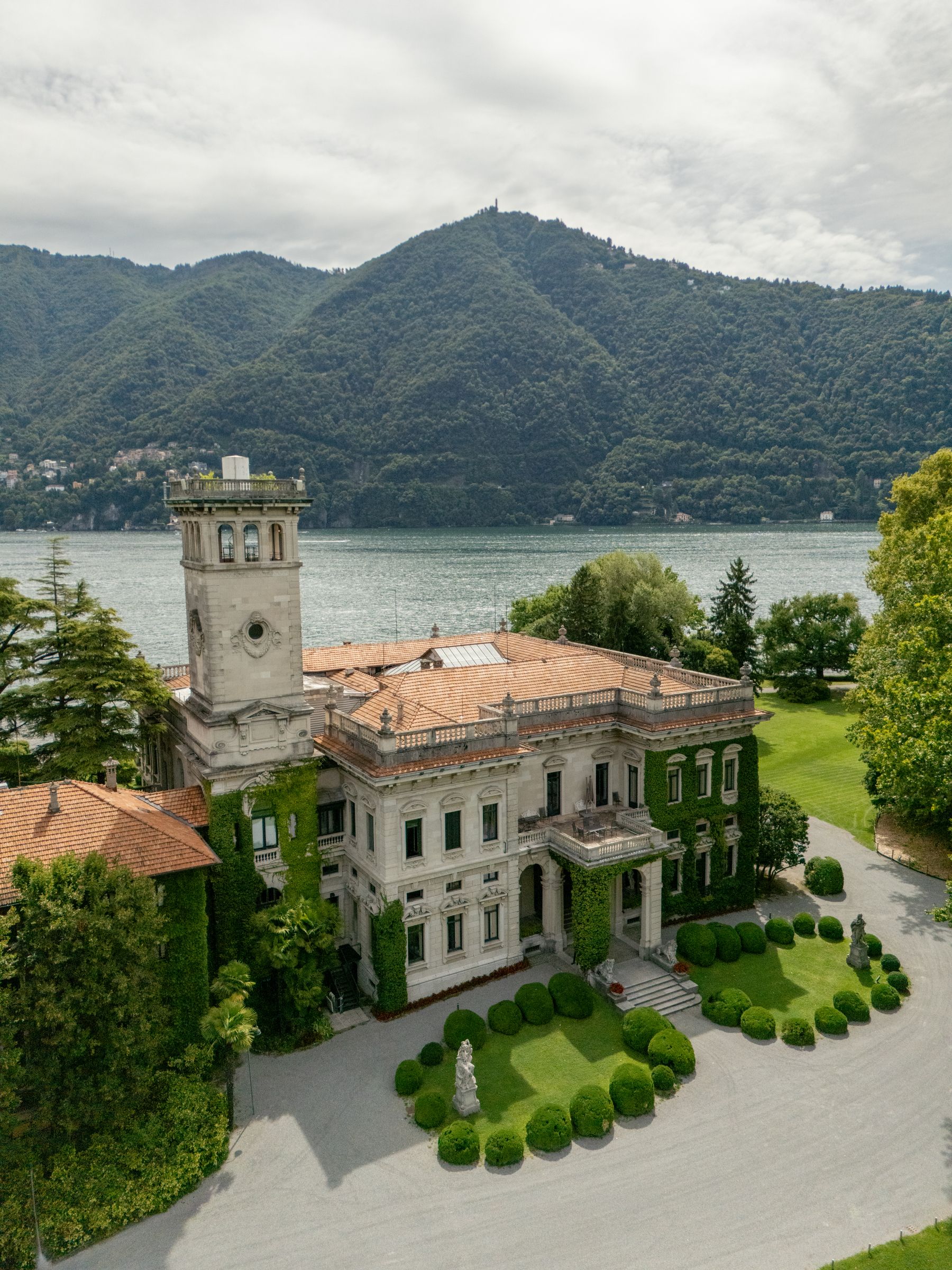 Sana &amp; Julien's Intimate Wedding at Villa Erba: A Minimalist Dream on Lake Como photo