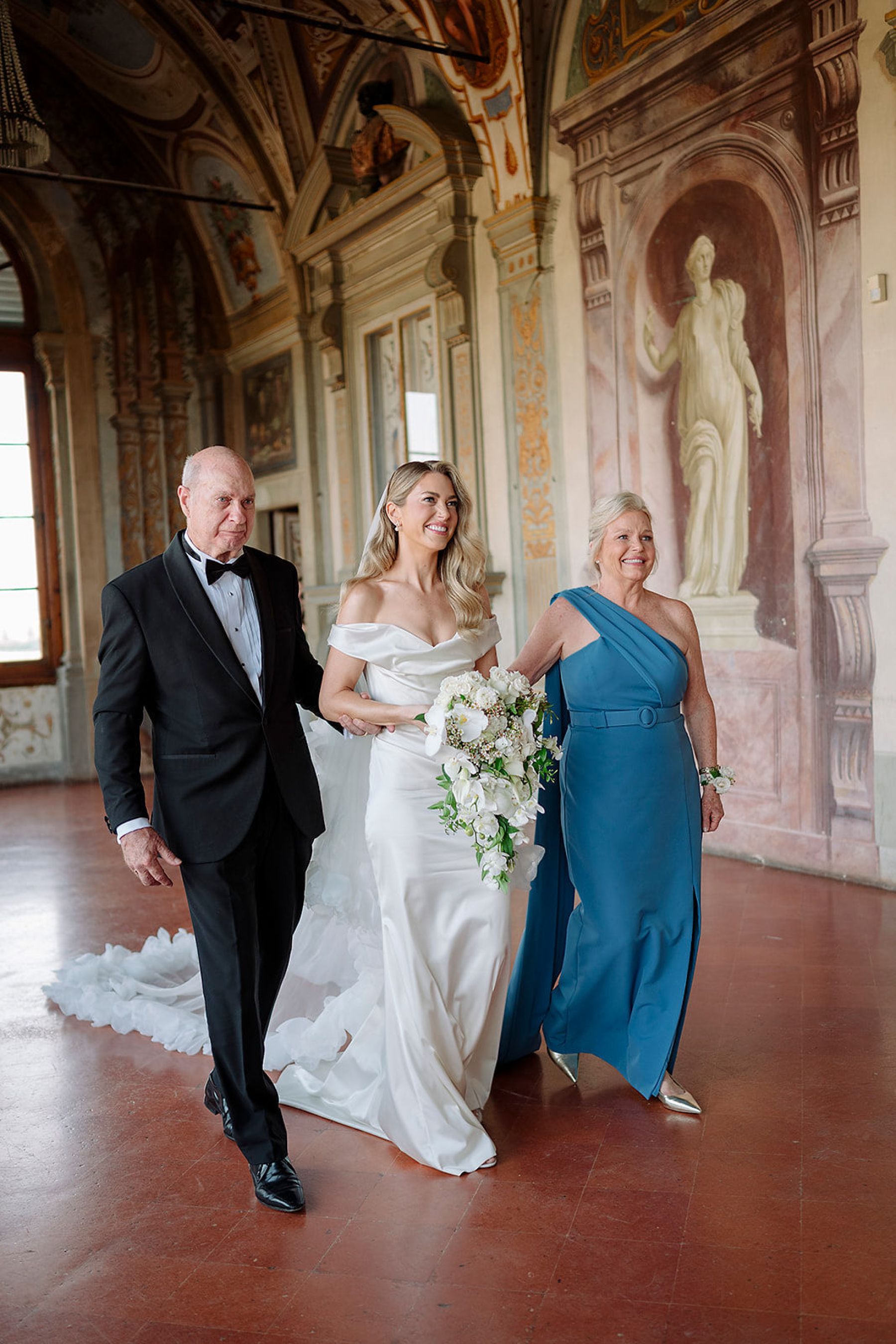 A Timeless Italian Romance: Haley &amp; Sean's Wedding at Villa Corsini a Mezzomonte photo