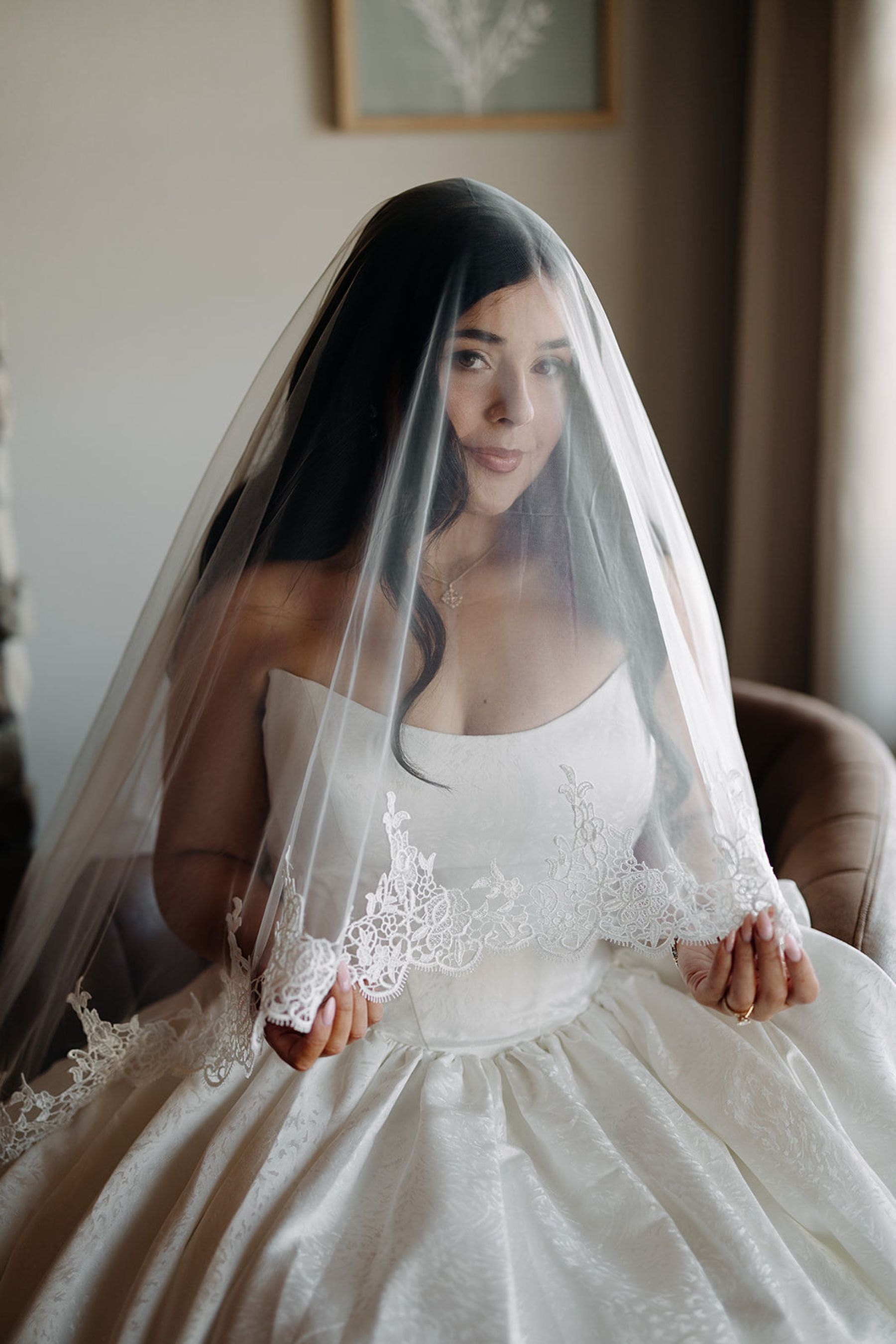 Sophia &amp; Christopher’s Pride and Prejudice-Inspired Wedding at Chateau on the Lake photo