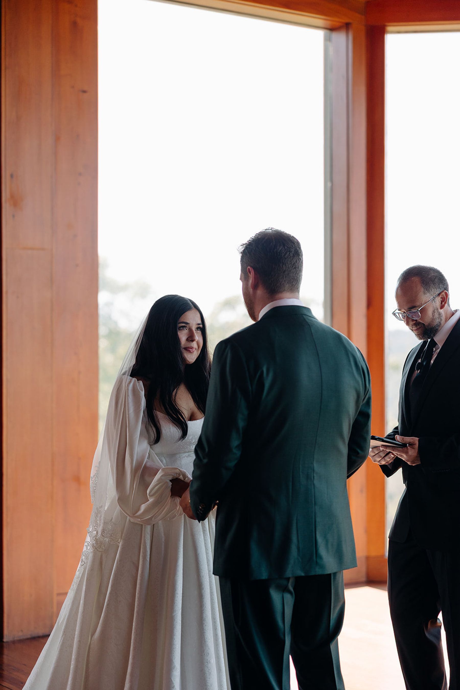 Sophia &amp; Christopher’s Pride and Prejudice-Inspired Wedding at Chateau on the Lake photo