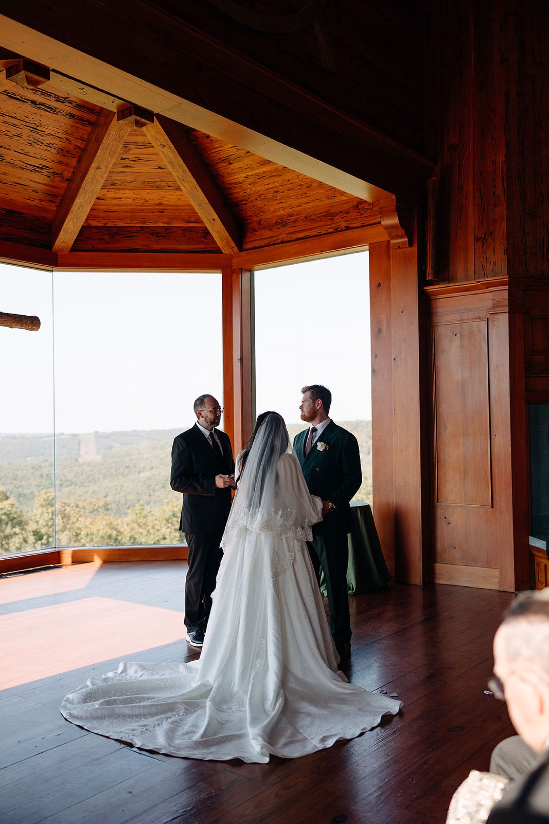 Sophia &amp; Christopher’s Pride and Prejudice-Inspired Wedding at Chateau on the Lake photo