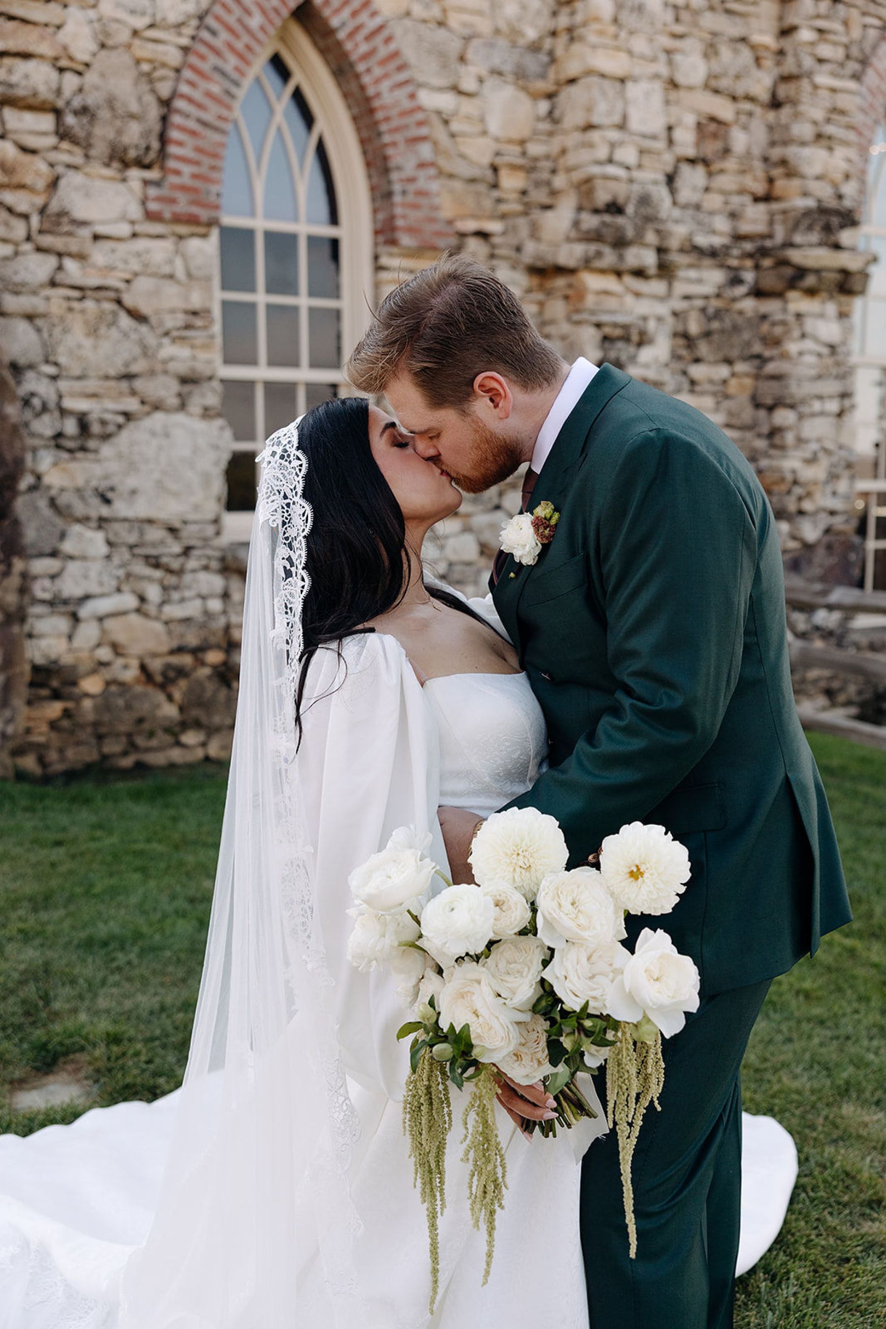 Sophia &amp; Christopher’s Pride and Prejudice-Inspired Wedding at Chateau on the Lake photo