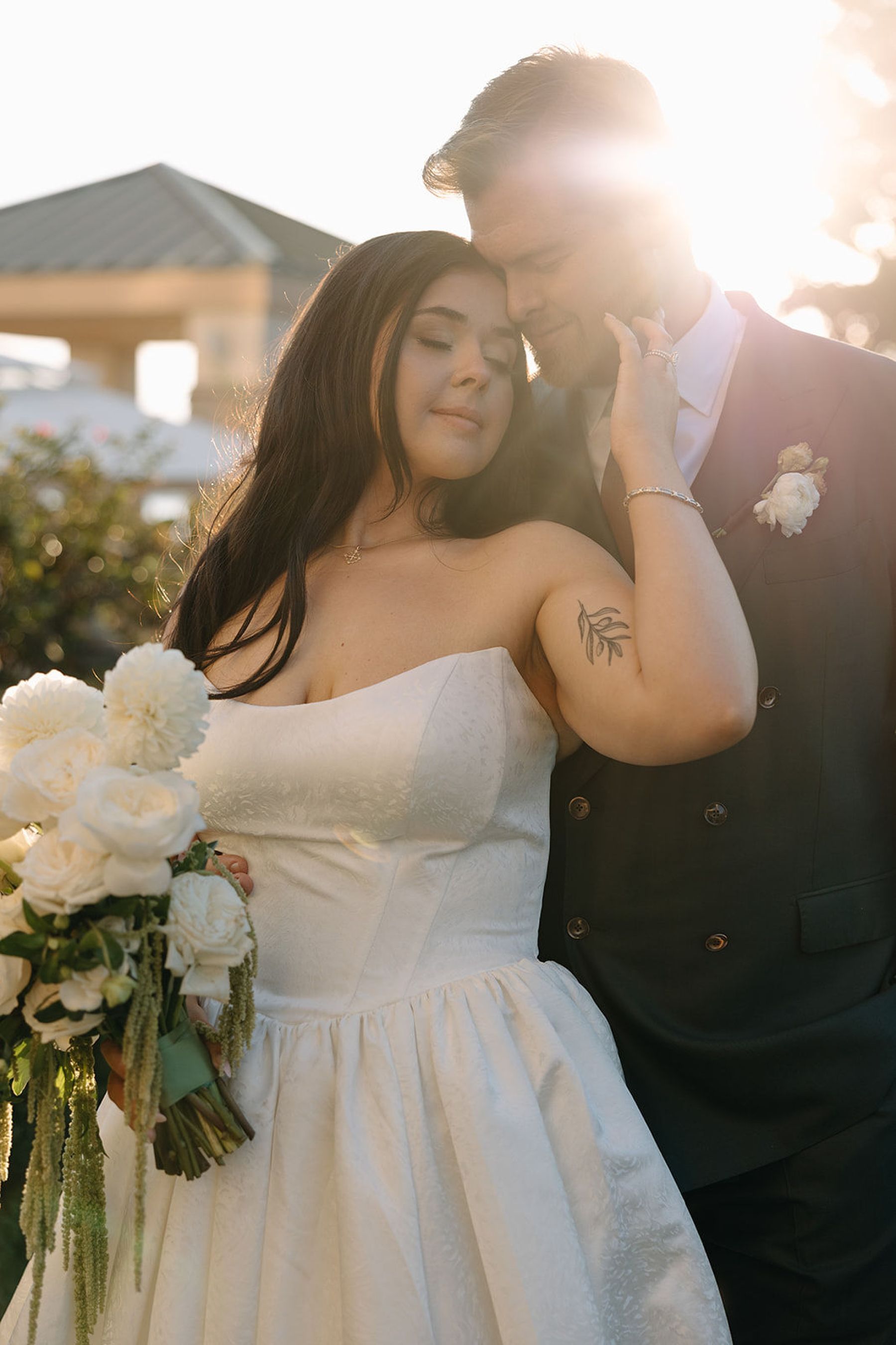 Sophia &amp; Christopher’s Pride and Prejudice-Inspired Wedding at Chateau on the Lake photo