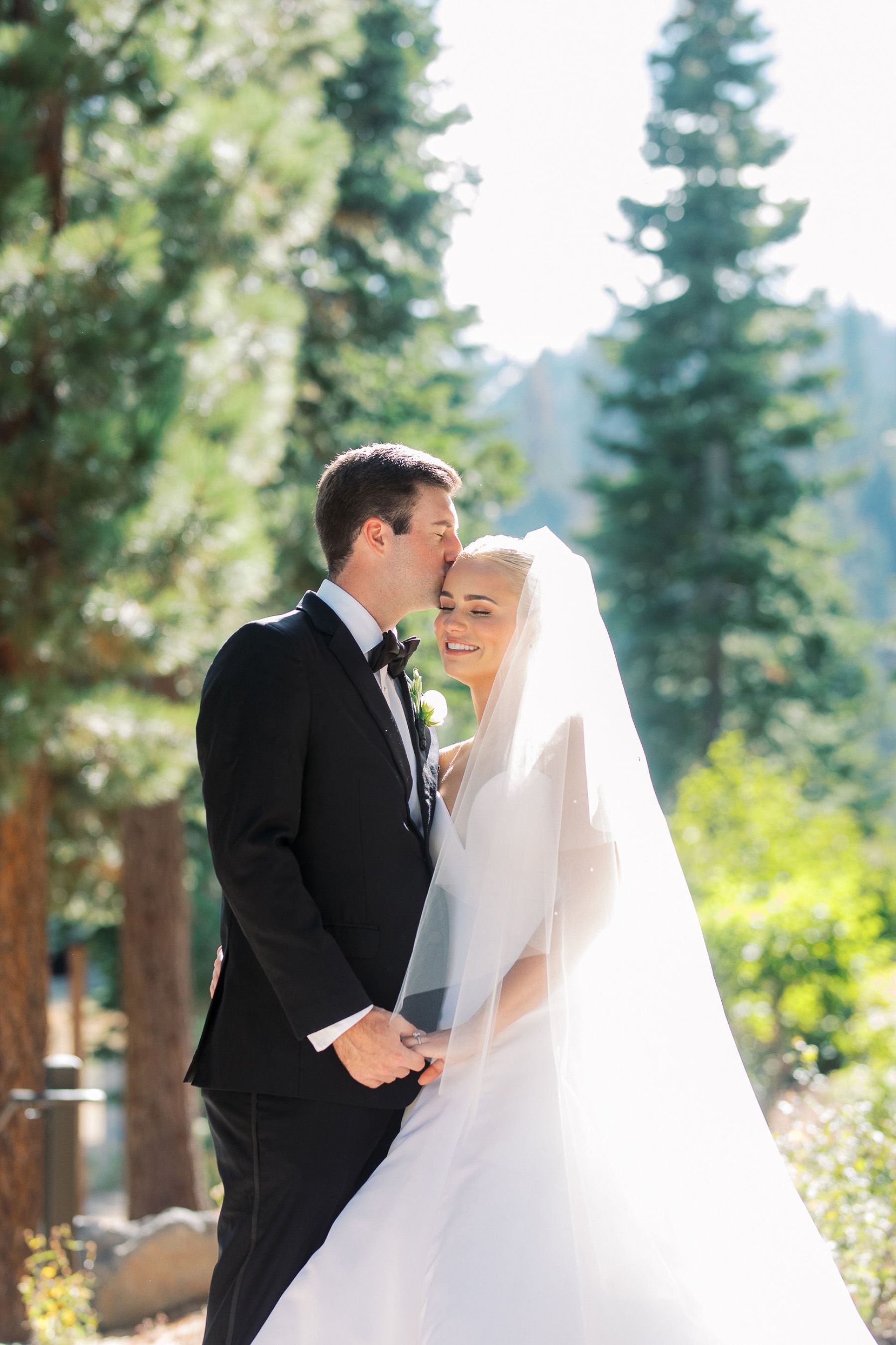 Janey &amp; Michael's Celebration: A Timeless Wedding at The Ritz-Carlton, Lake Tahoe photo