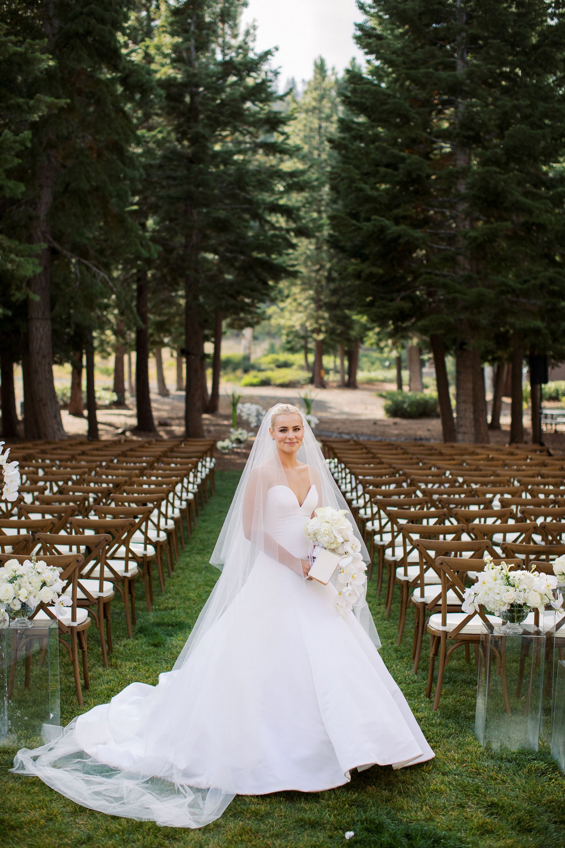 Janey &amp; Michael's Celebration: A Timeless Wedding at The Ritz-Carlton, Lake Tahoe photo