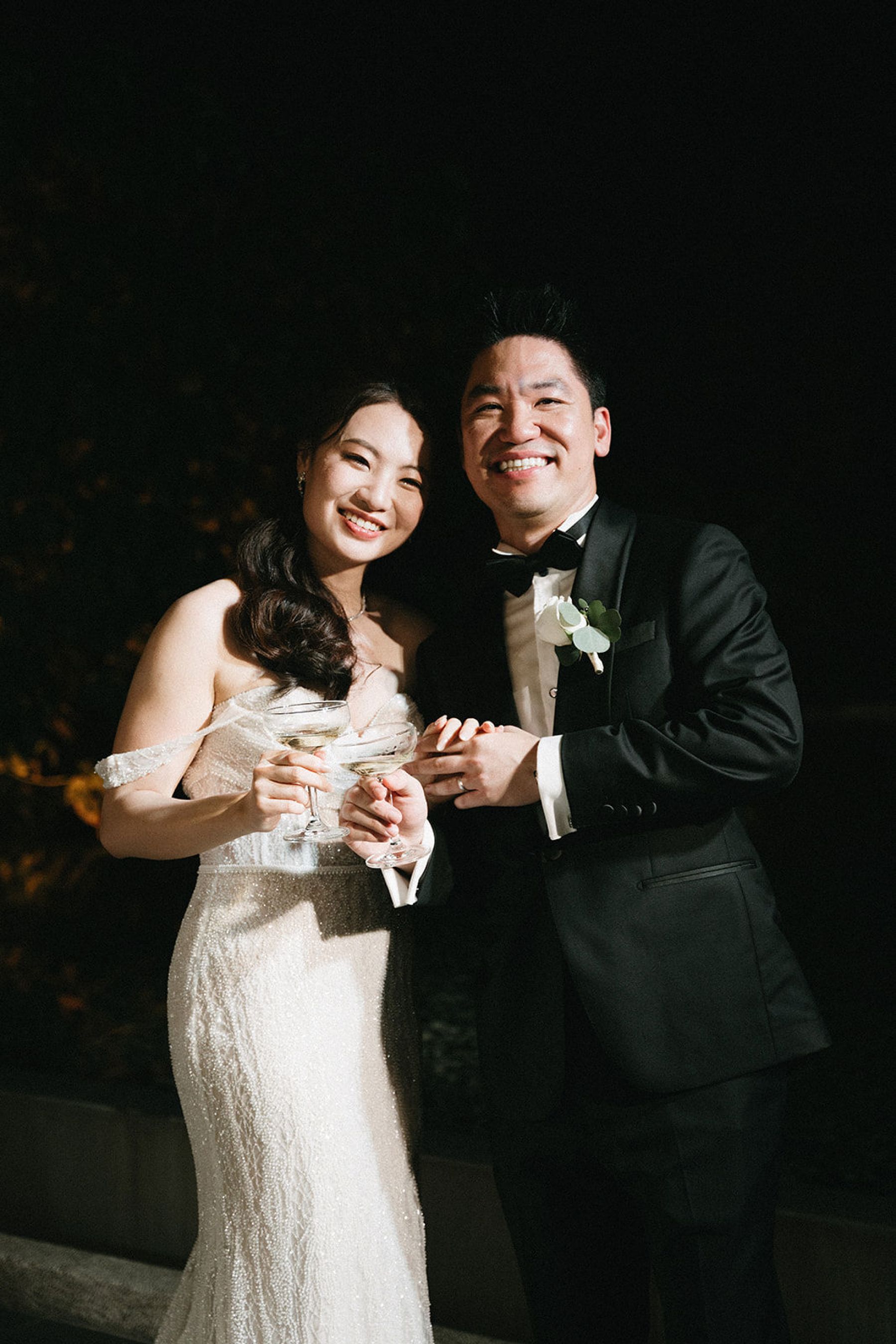 Calla Lilies &amp; Clifftop Vows: Erin &amp; Di's Romantic Wedding at Sri Panwa  photo