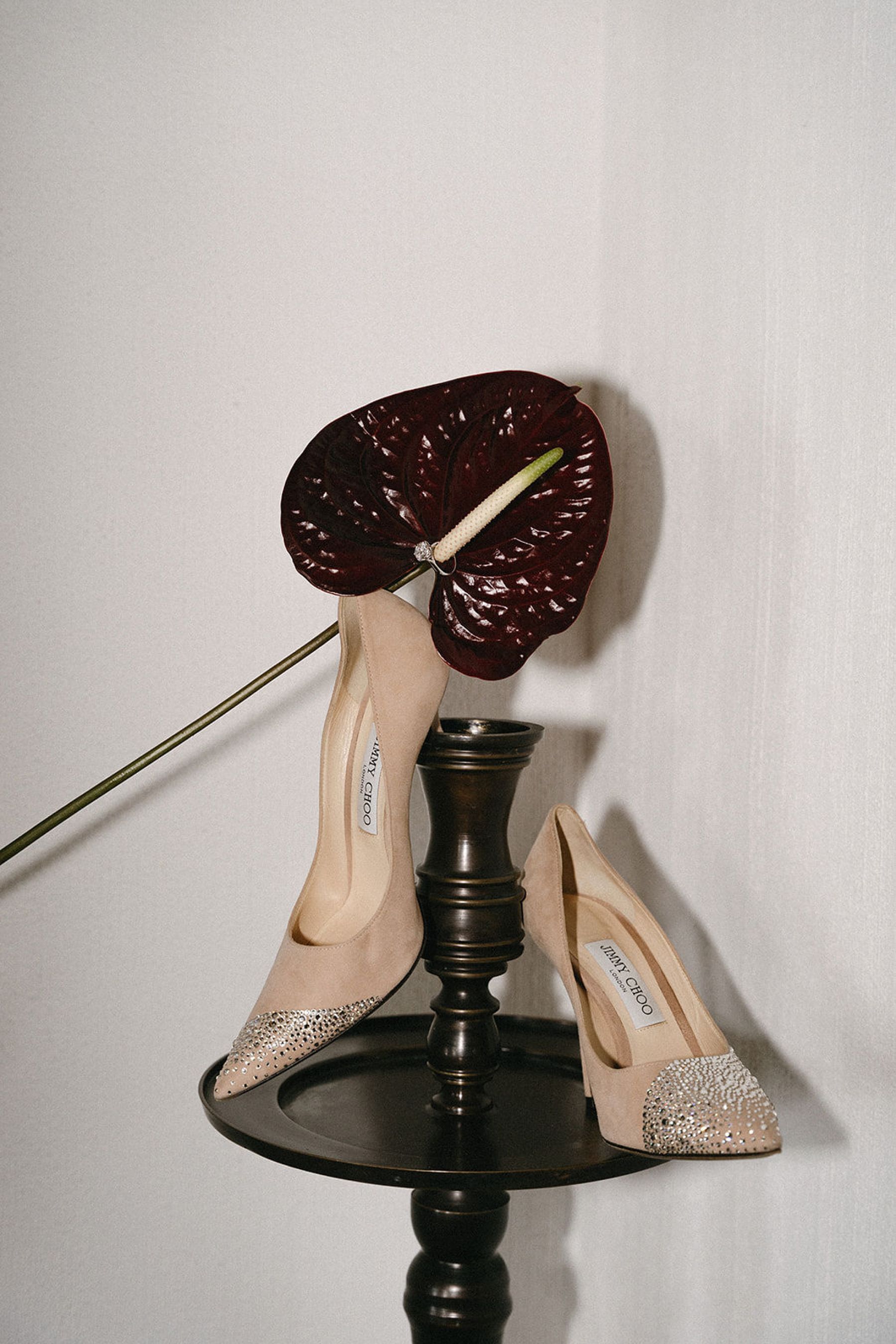 Calla Lilies &amp; Clifftop Vows: Erin &amp; Di's Romantic Wedding at Sri Panwa  photo