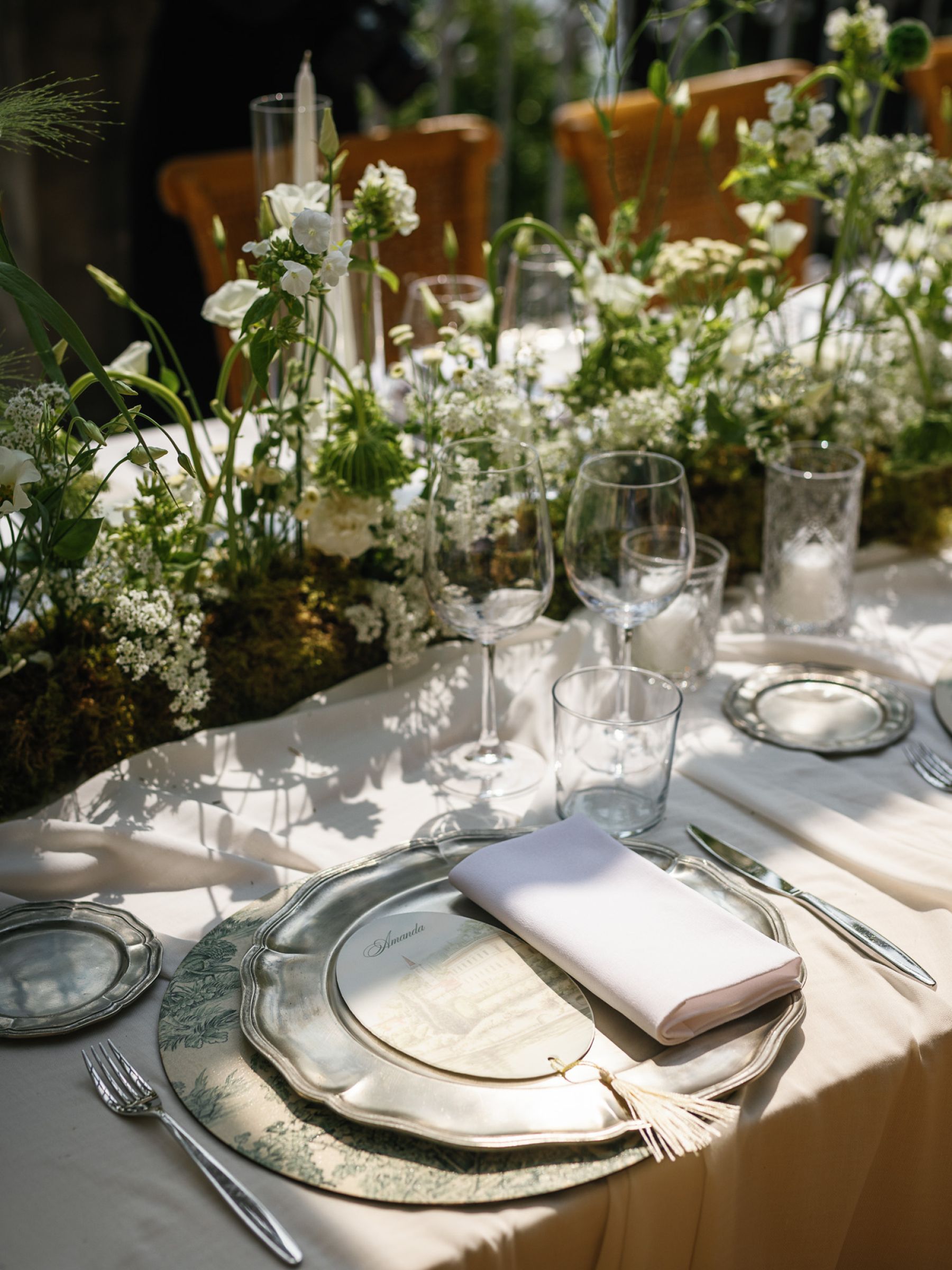 Christa and Chris's Sunset-Inspired Lake Como Wedding at Villa Cipressi photo