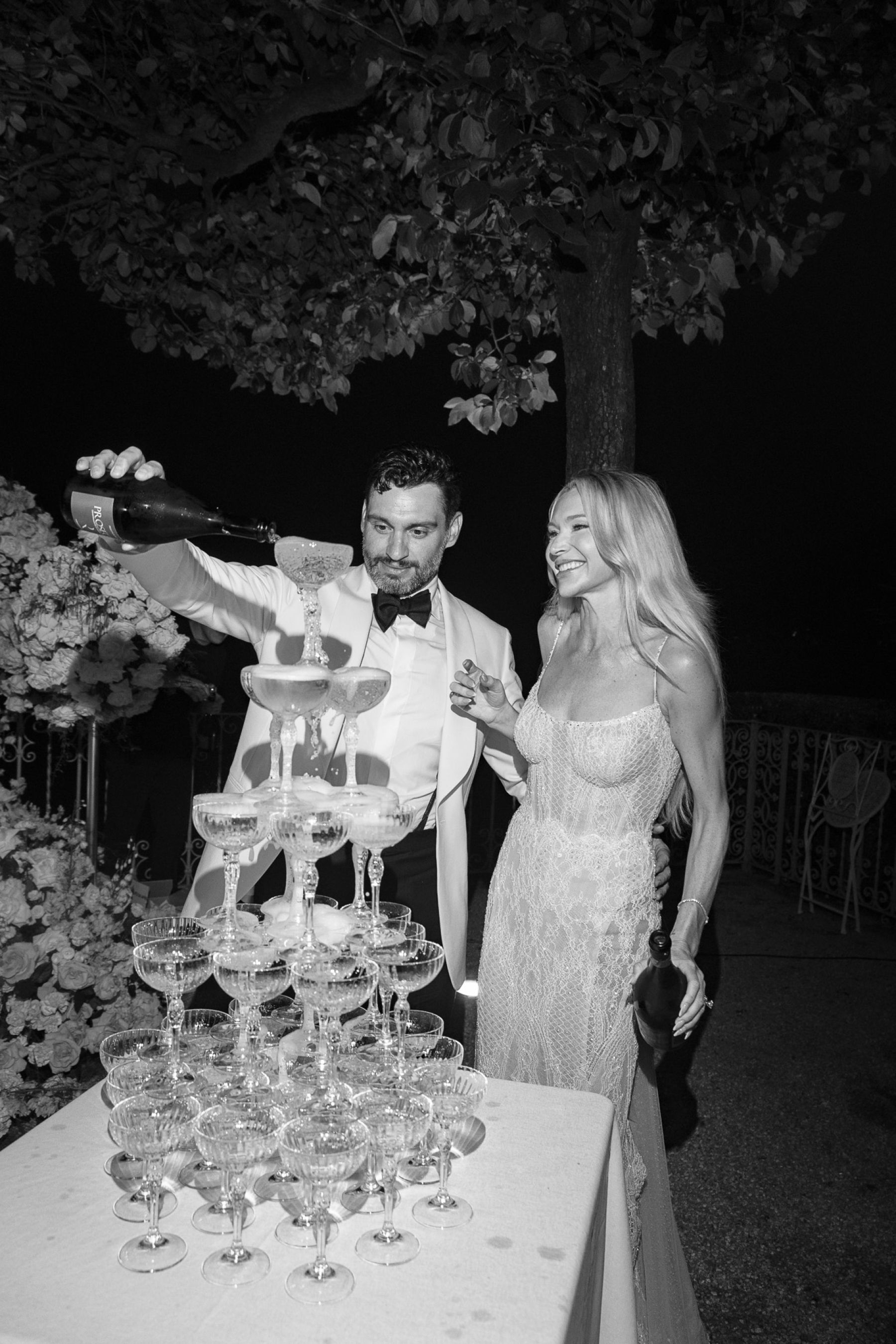 Christa and Chris's Sunset-Inspired Lake Como Wedding at Villa Cipressi photo