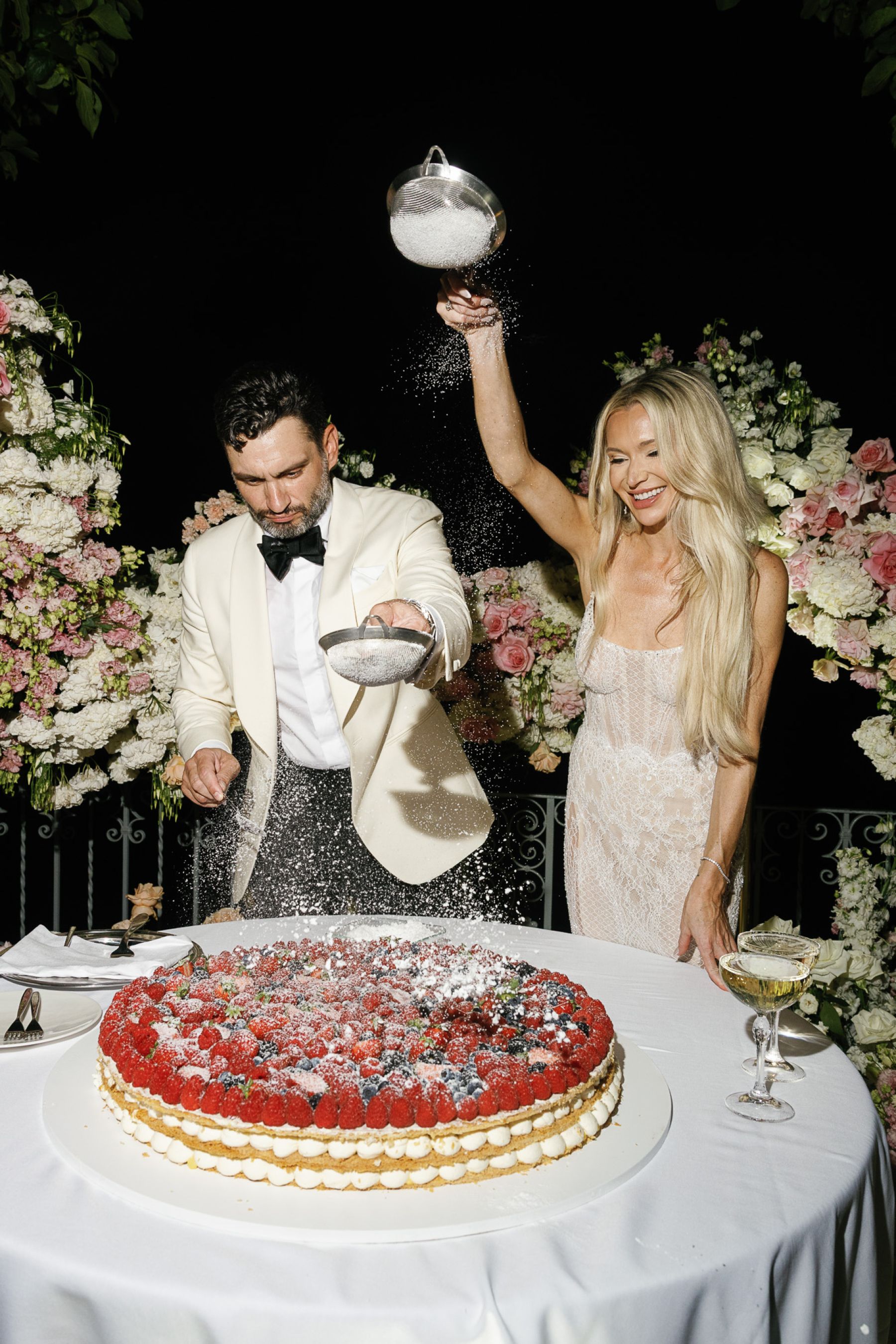 Christa and Chris's Sunset-Inspired Lake Como Wedding at Villa Cipressi photo