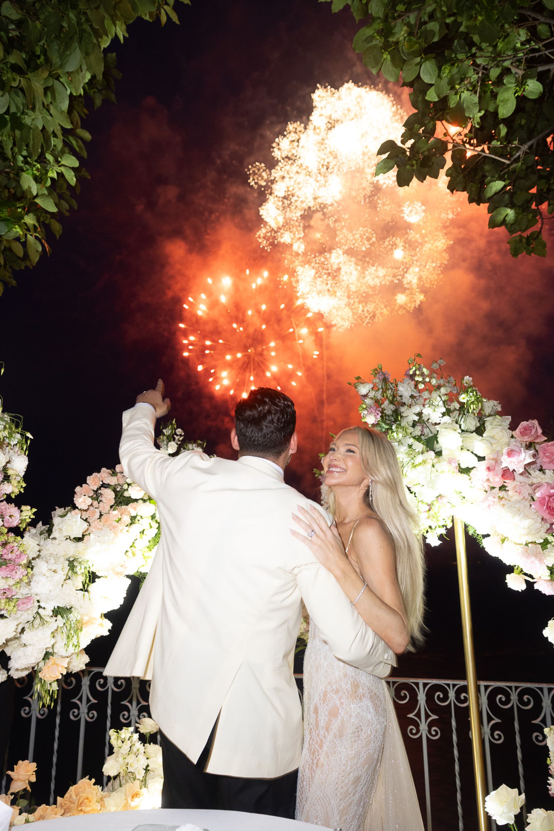Christa and Chris's Sunset-Inspired Lake Como Wedding at Villa Cipressi photo