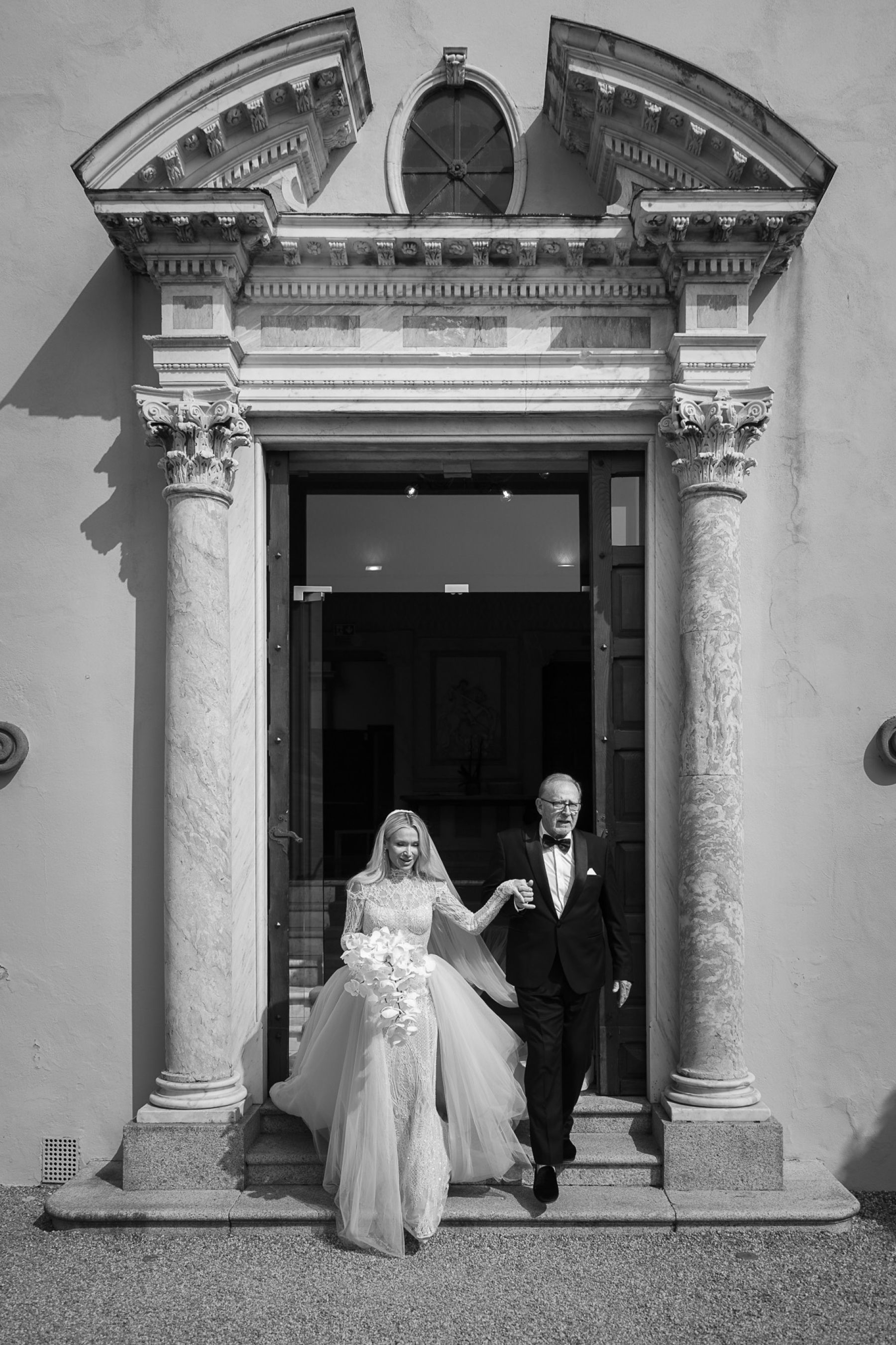 Christa and Chris's Sunset-Inspired Lake Como Wedding at Villa Cipressi photo
